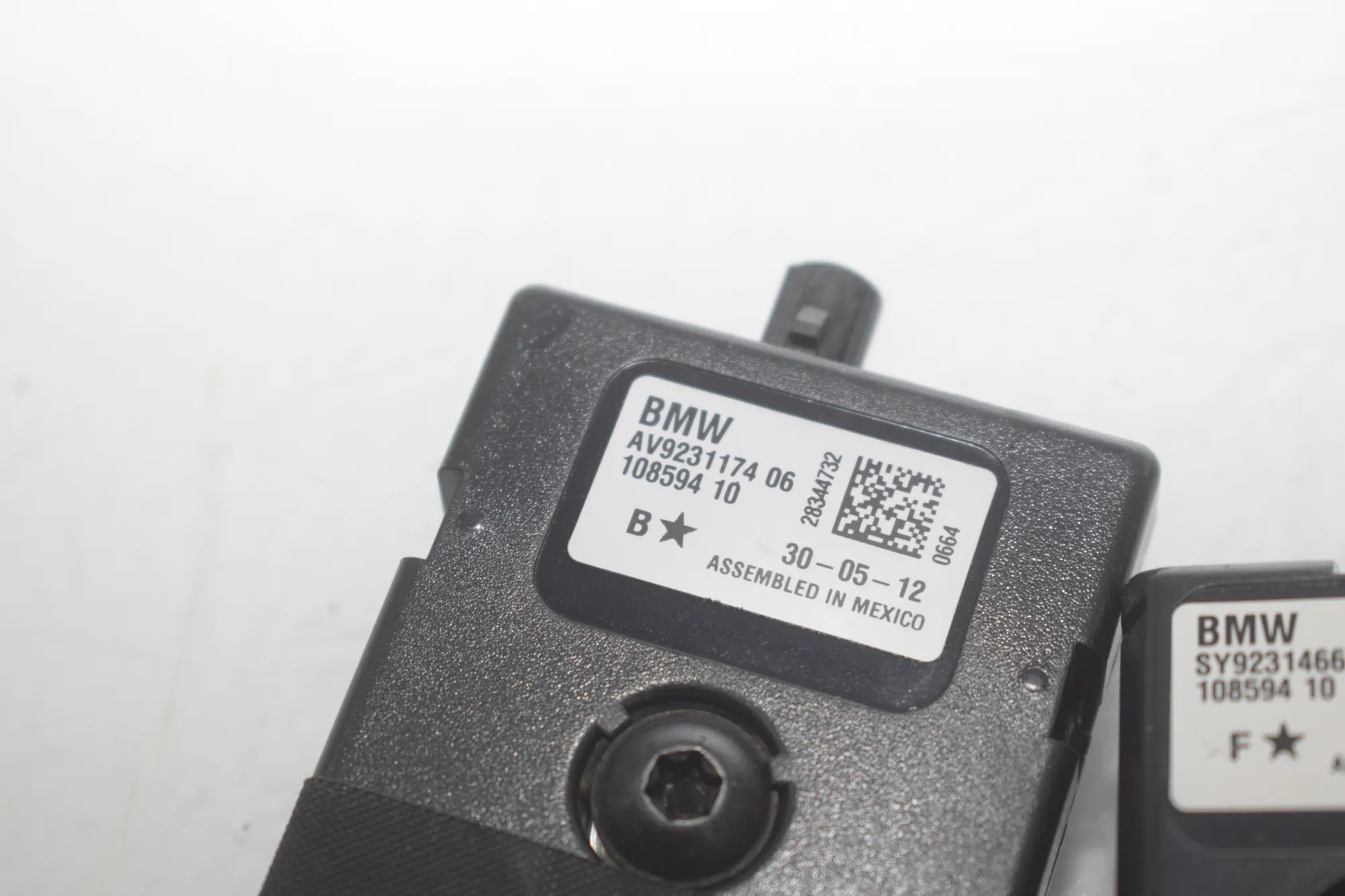 Antenna Amplifier – OEM 9231174 · BMW 3 (F30, F80) BMW 3 (F30, F80) 320 i 2012 – 4