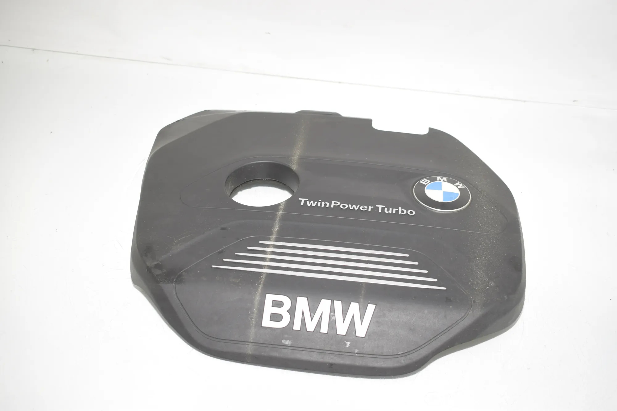 Engine Cover – OEM 8601632 · BMW 2 Active Tourer (F45) BMW 2 Active Tourer (F45) 216 i 2017 – 3