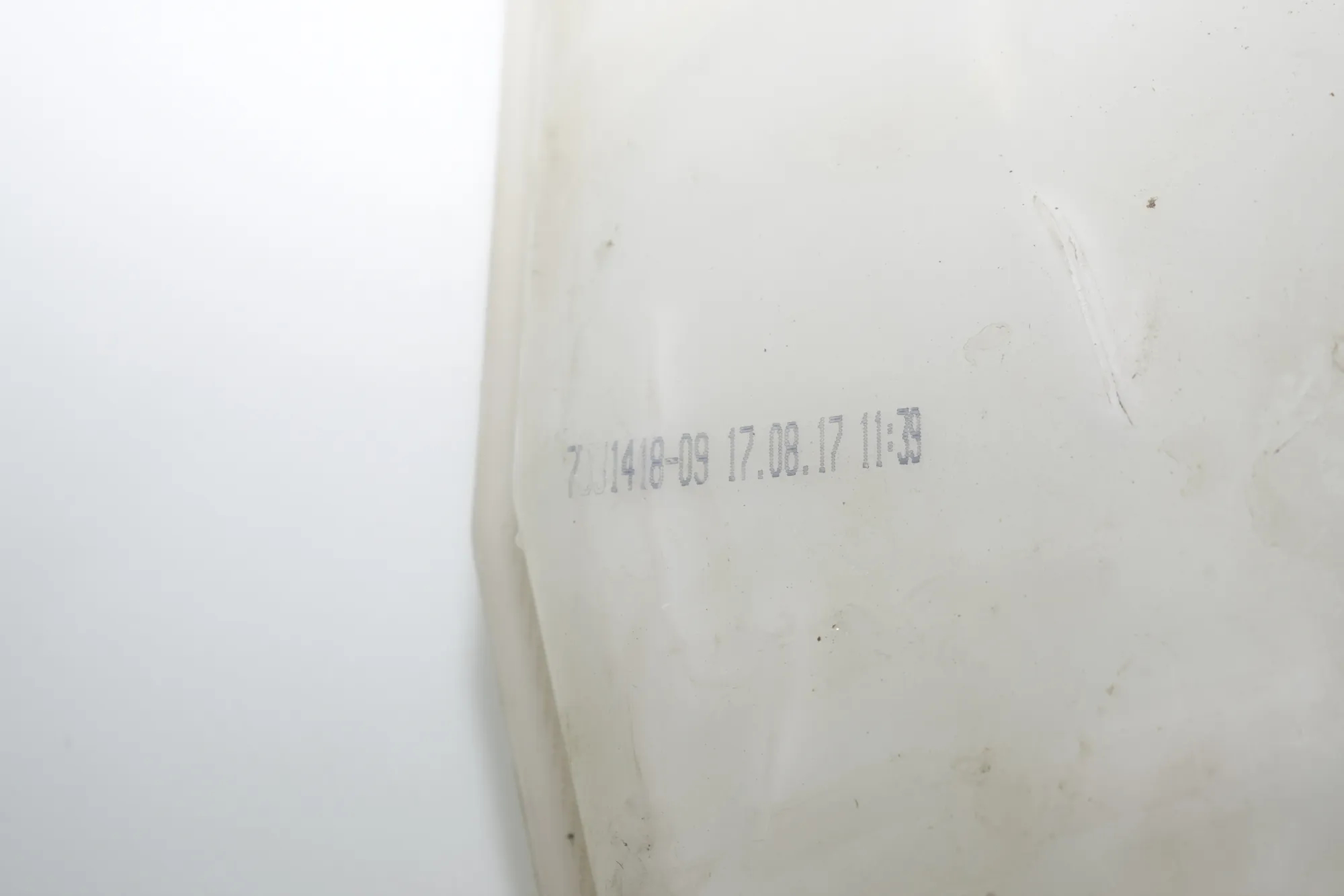 Window Washer Tank – OEM 7331418 · BMW 2 Active Tourer (F45) BMW 2 Active Tourer (F45) 216 i 2017 – 4