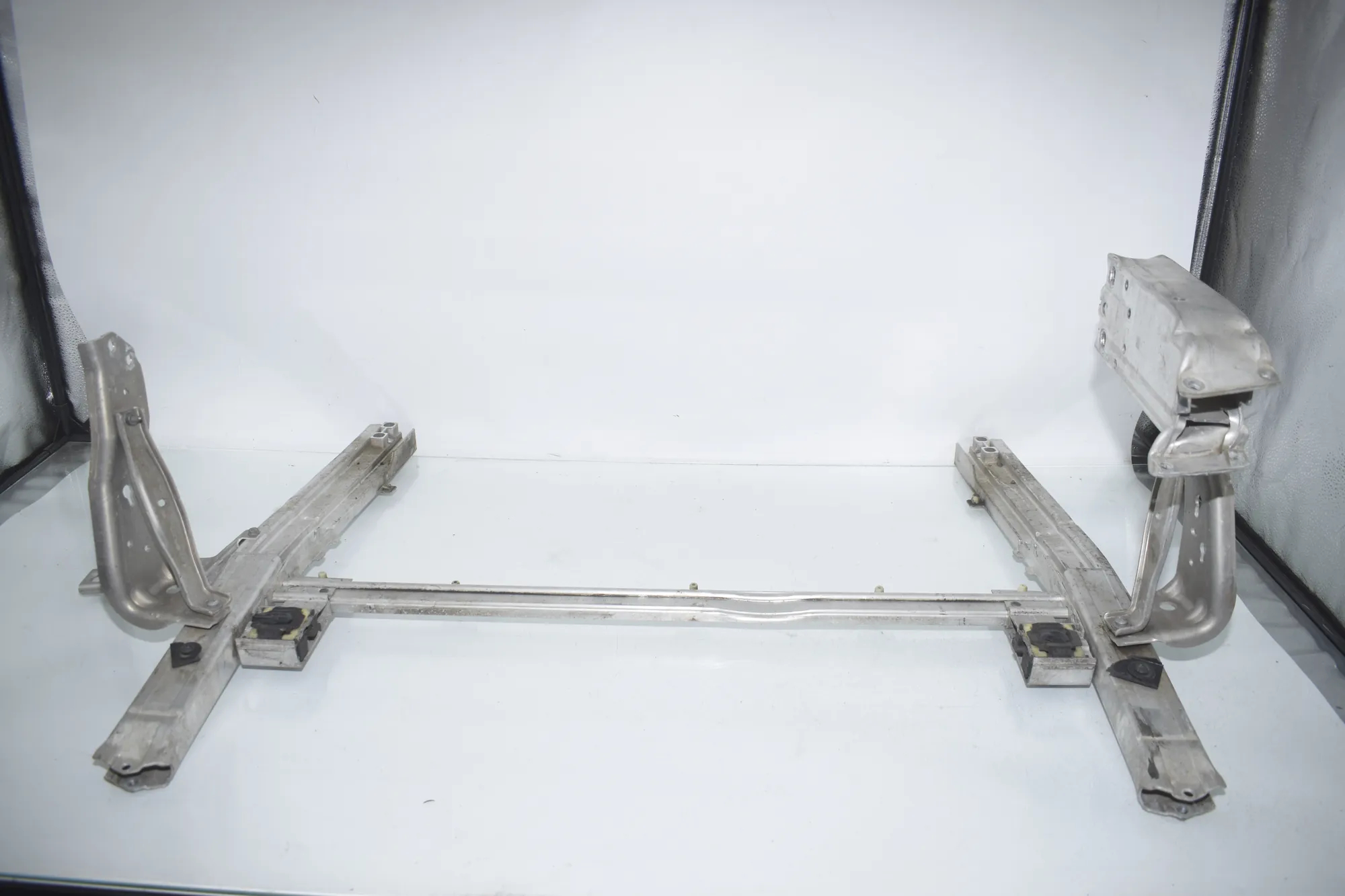 Other Body Parts – OEM 7301605 · BMW 2 Active Tourer (F45) BMW 2 Active Tourer (F45) 216 i 2017 – 3
