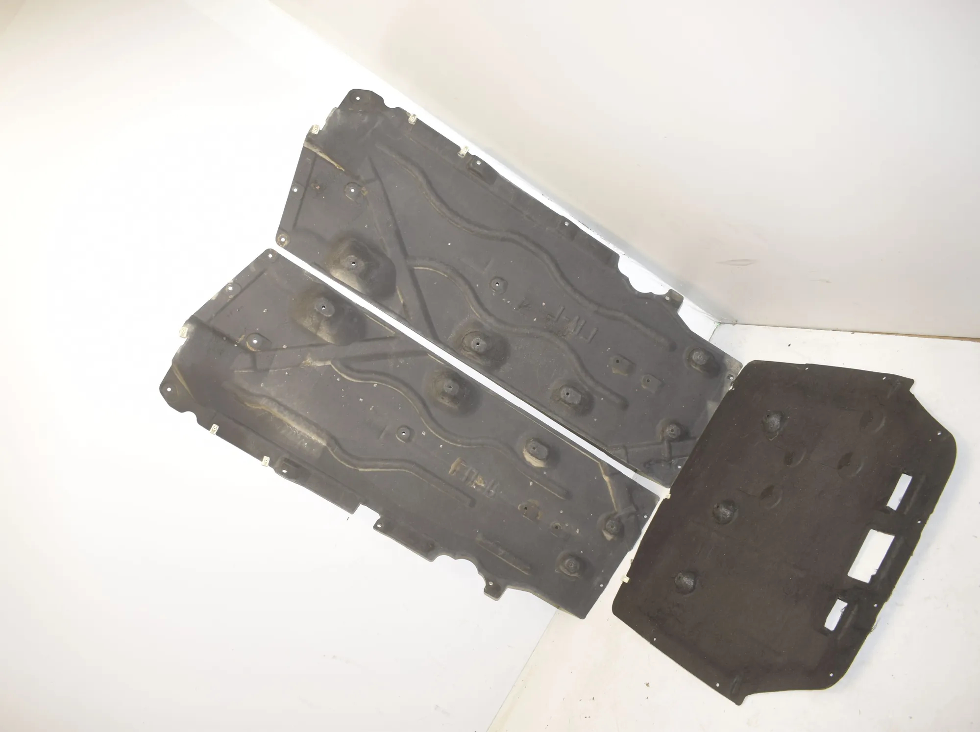 Right Side Underbody Cover – OEM 7290804 · BMW 2 Active Tourer (F45) BMW 2 Active Tourer (F45) 216 i 2017