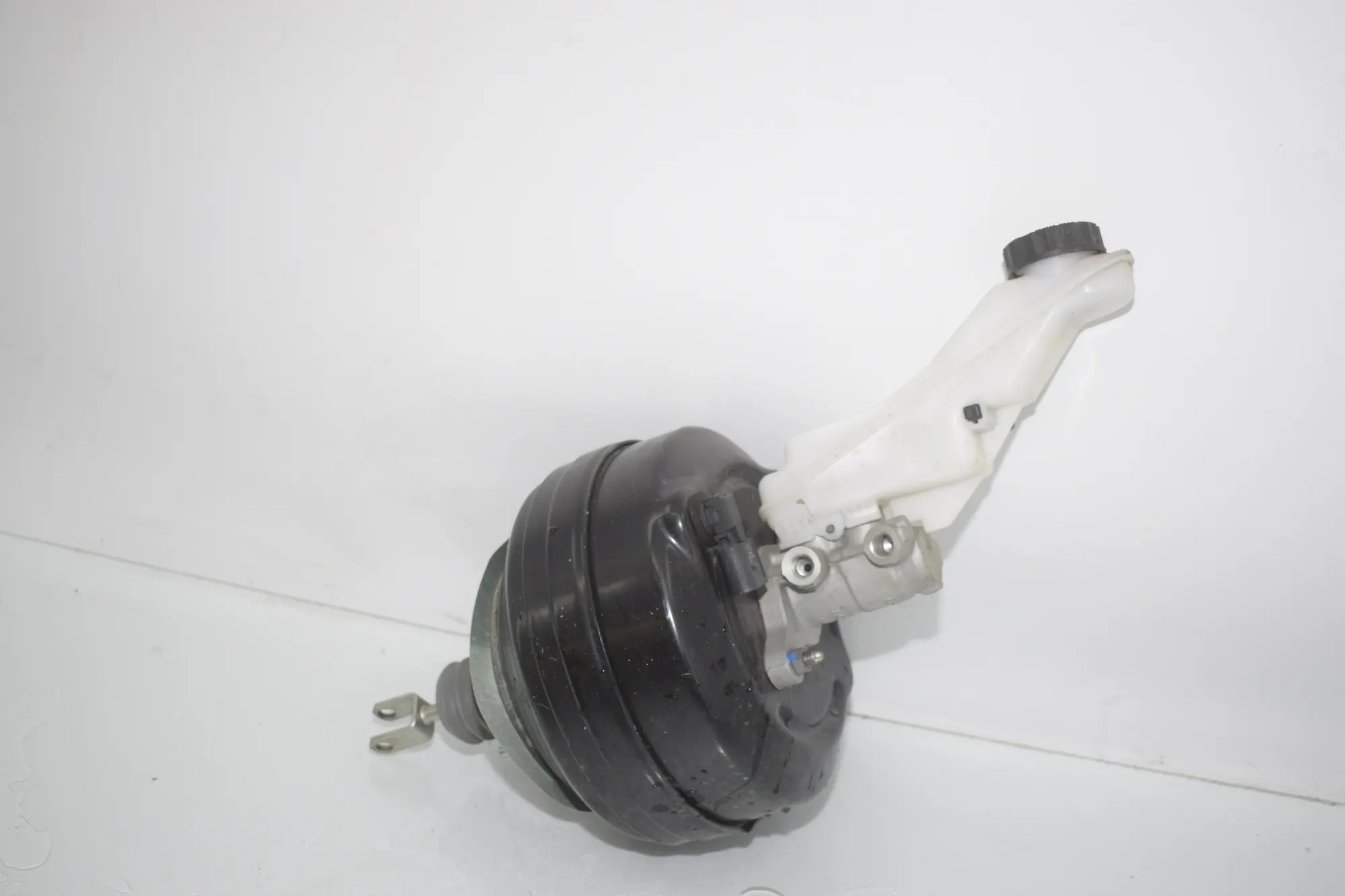 Brake Servo Booster – OEM 6799928 · BMW i3 (I01) BMW i3 (I01) Electric 2020