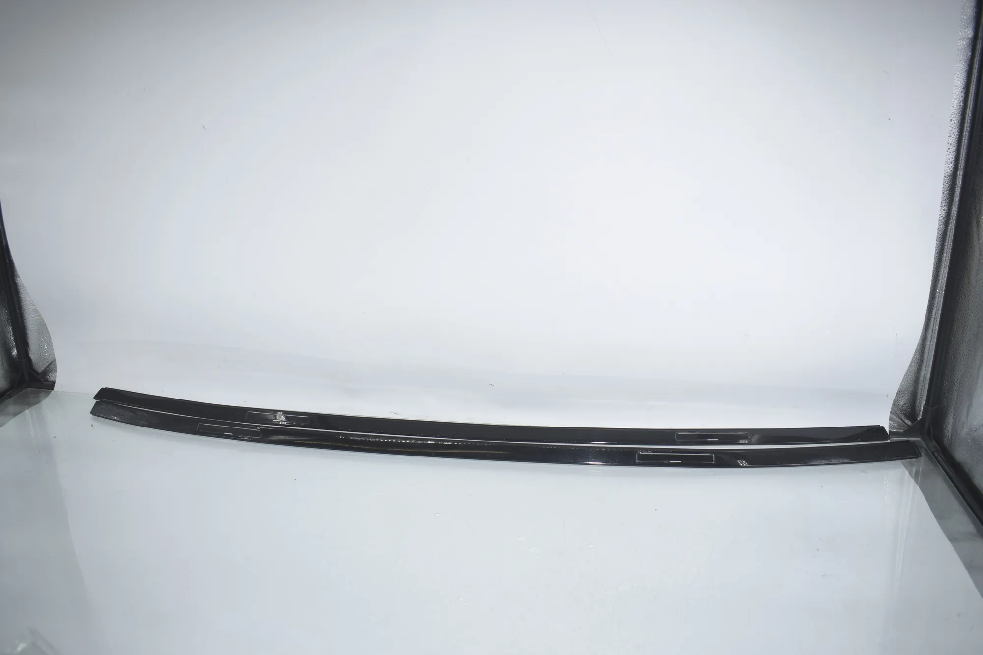 Left Side Roof Strip Trim – OEM 7312617 · BMW 3 (F30, F80) BMW 3 (F30, F80) 320 i 2012 – 3