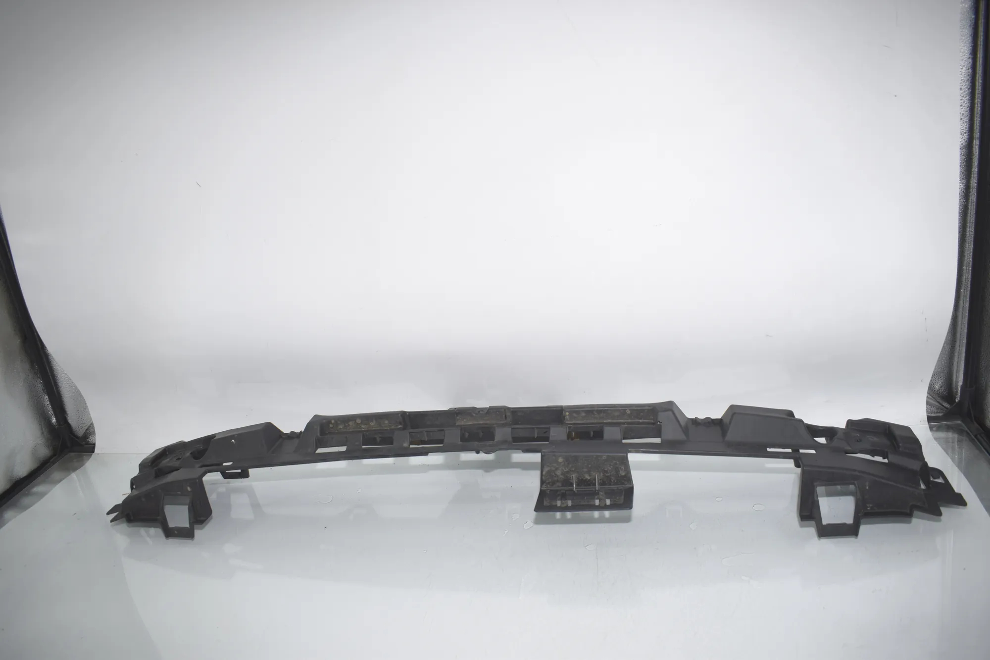 Rear Bumper Middle Bracket – OEM 7462344 · BMW i3 (I01) BMW i3 (I01) Electric 2020 – 3