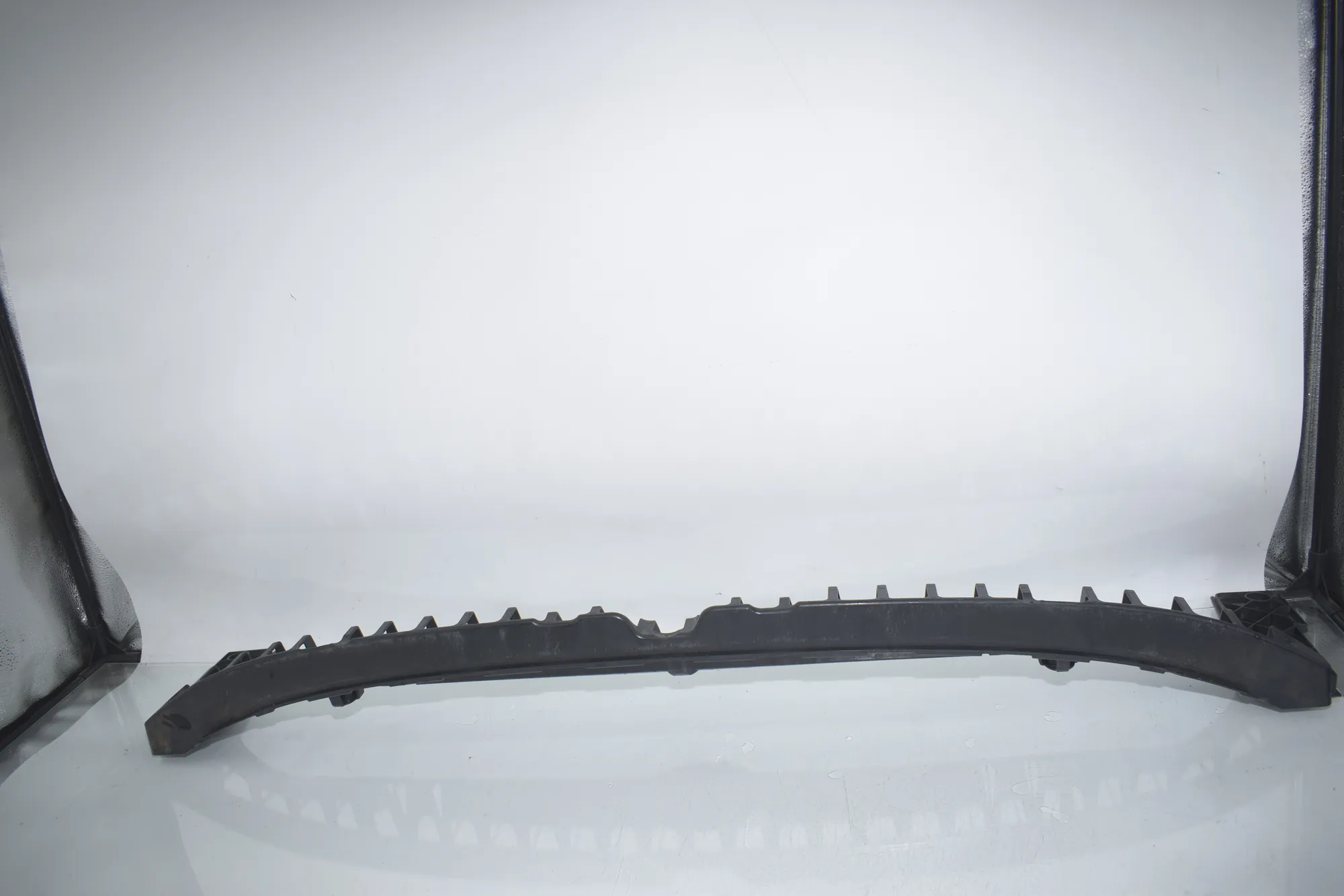 Rear Bumper Middle Bracket – OEM 7296779 · BMW i3 (I01) BMW i3 (I01) Electric 2020