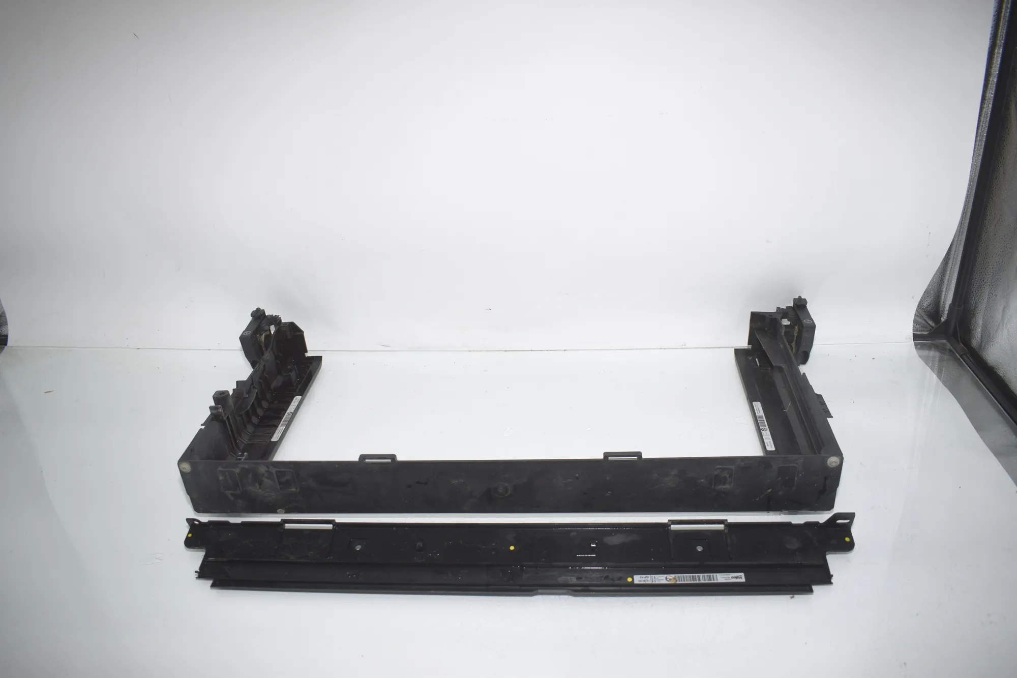 Radiator Holder – OEM 7600543 · BMW i3 (I01) BMW i3 (I01) Electric 2020 – 3