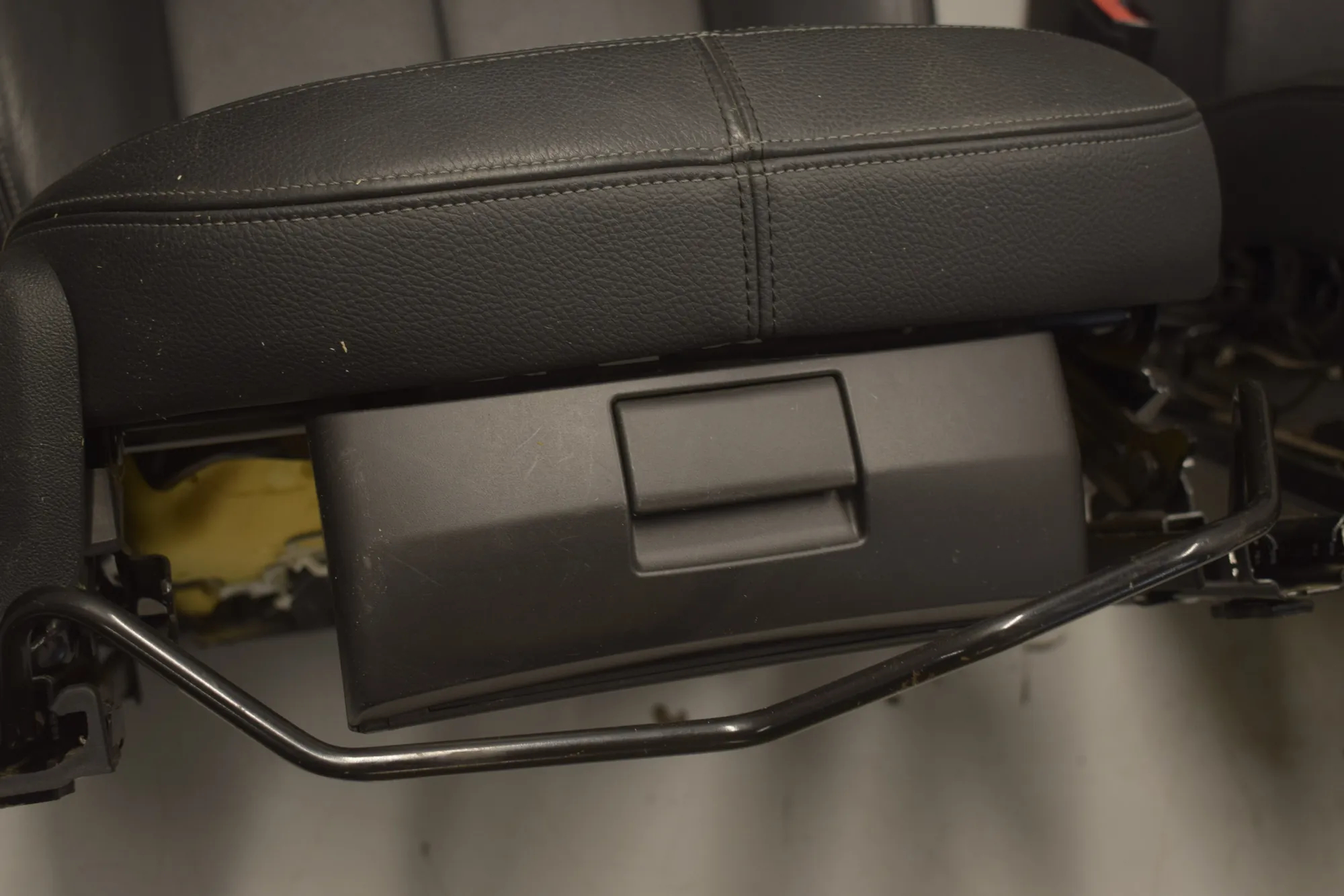 Seat set · BMW 2 Active Tourer (F45) BMW 2 Active Tourer (F45) 216 i 2017 – 15
