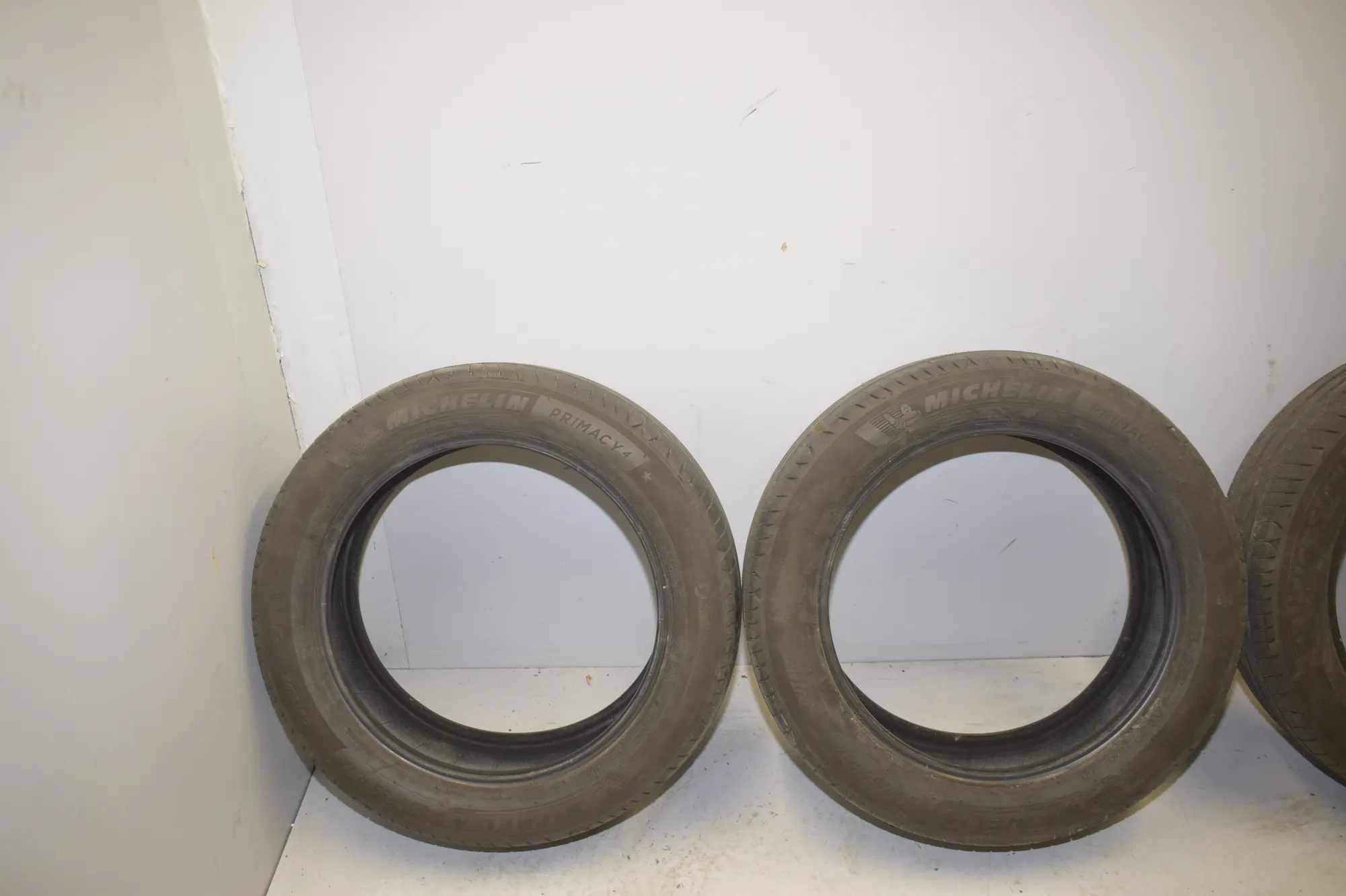 Tyre Kit · BMW 2 Gran Tourer (F46) BMW 2 Gran Tourer (F46) 220 d xDrive 2018 – 3