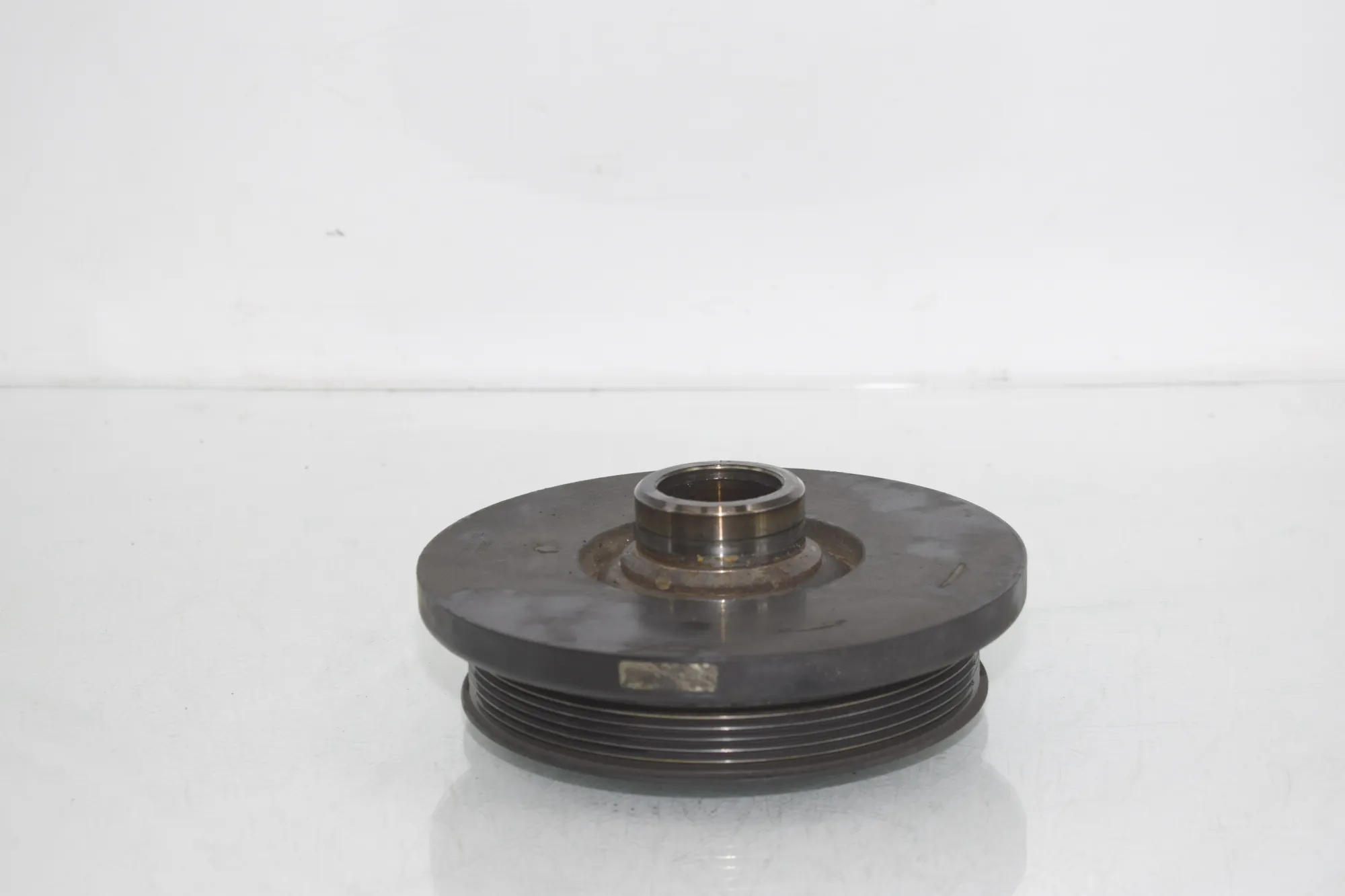 Crankshaft Pulley – OEM 8511321 · BMW 7 (F01, F02) BMW 7 (F01, F02) 730 d xDrive 2012 – 2