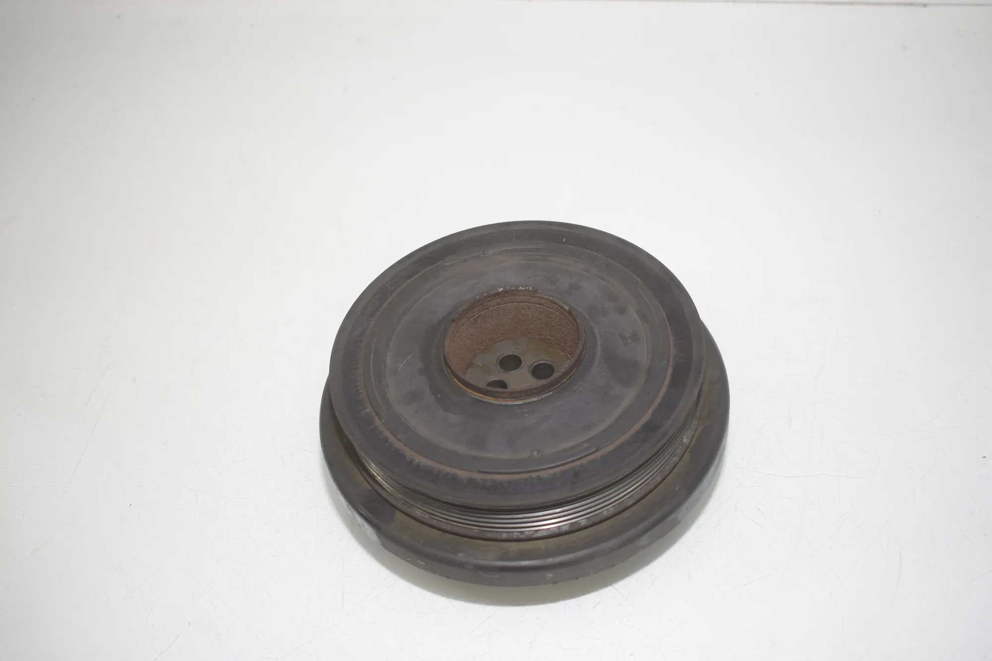 Crankshaft Pulley – OEM 8511321 · BMW 7 (F01, F02) BMW 7 (F01, F02) 730 d xDrive 2012 – 4