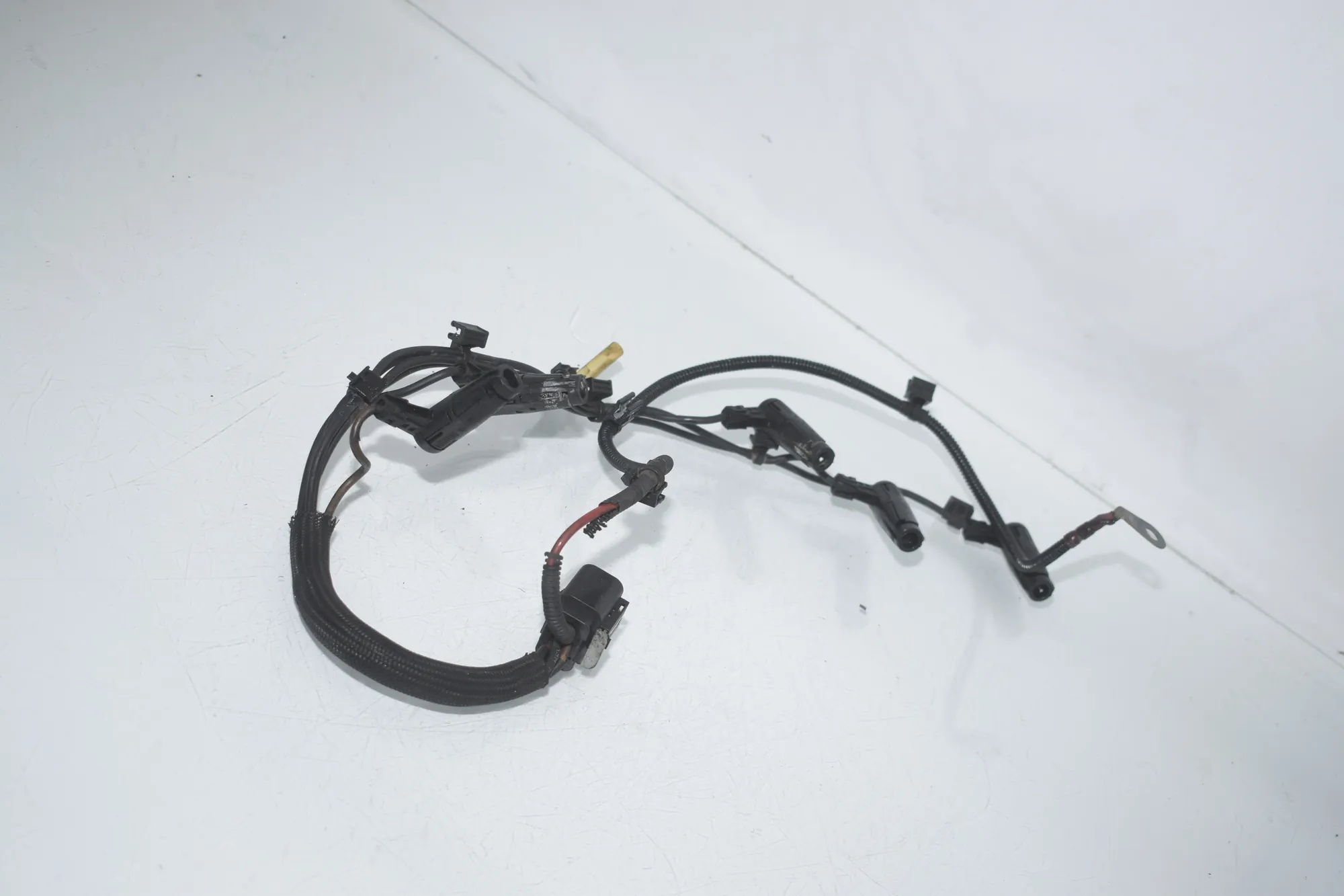 Glow Plug Wires – OEM 8583653 · BMW 7 (F01, F02) BMW 7 (F01, F02) 730 d xDrive 2012 – 3