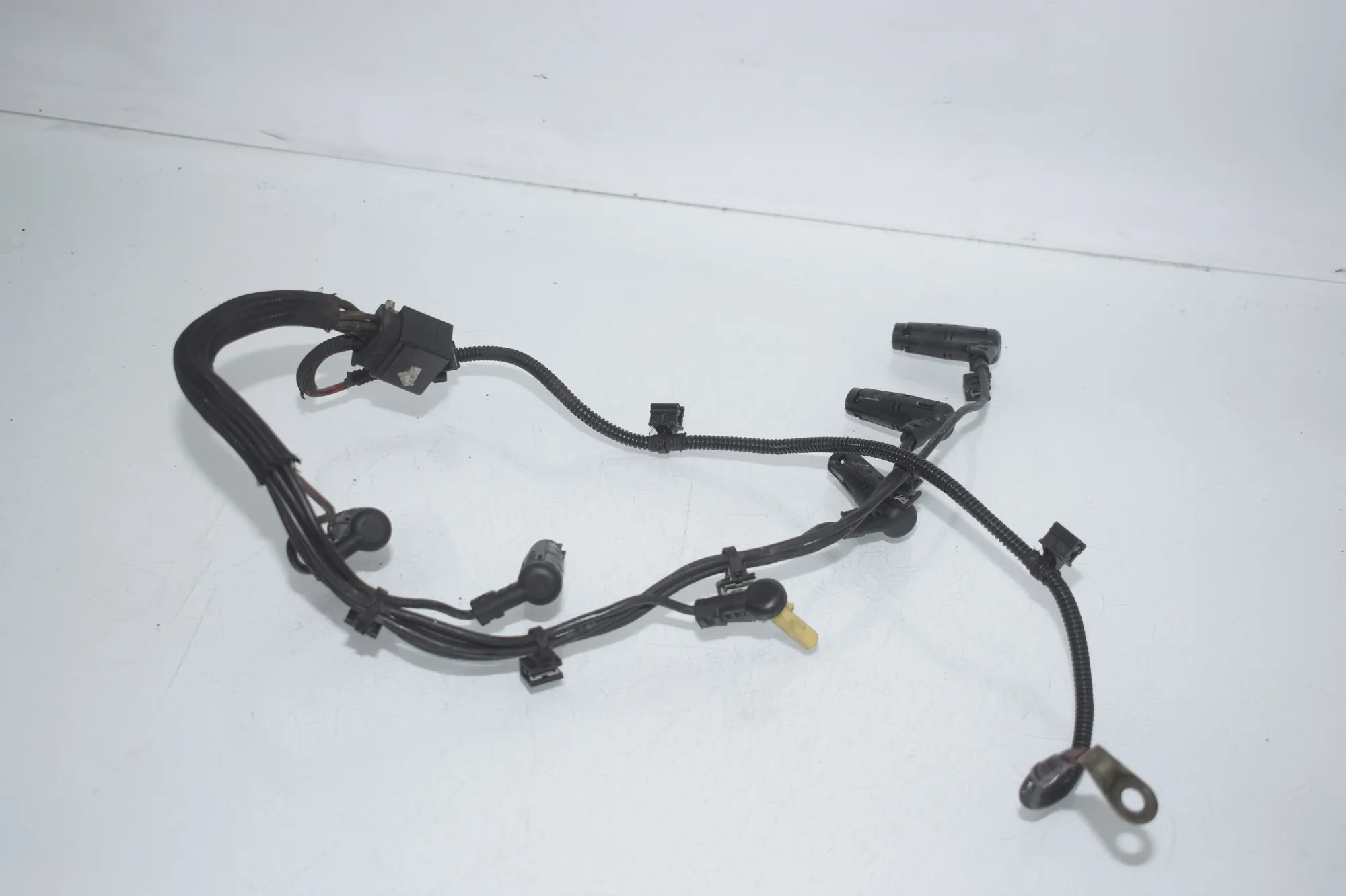 Glow Plug Wires – OEM 8583653 · BMW 7 (F01, F02) BMW 7 (F01, F02) 730 d xDrive 2012 – 2