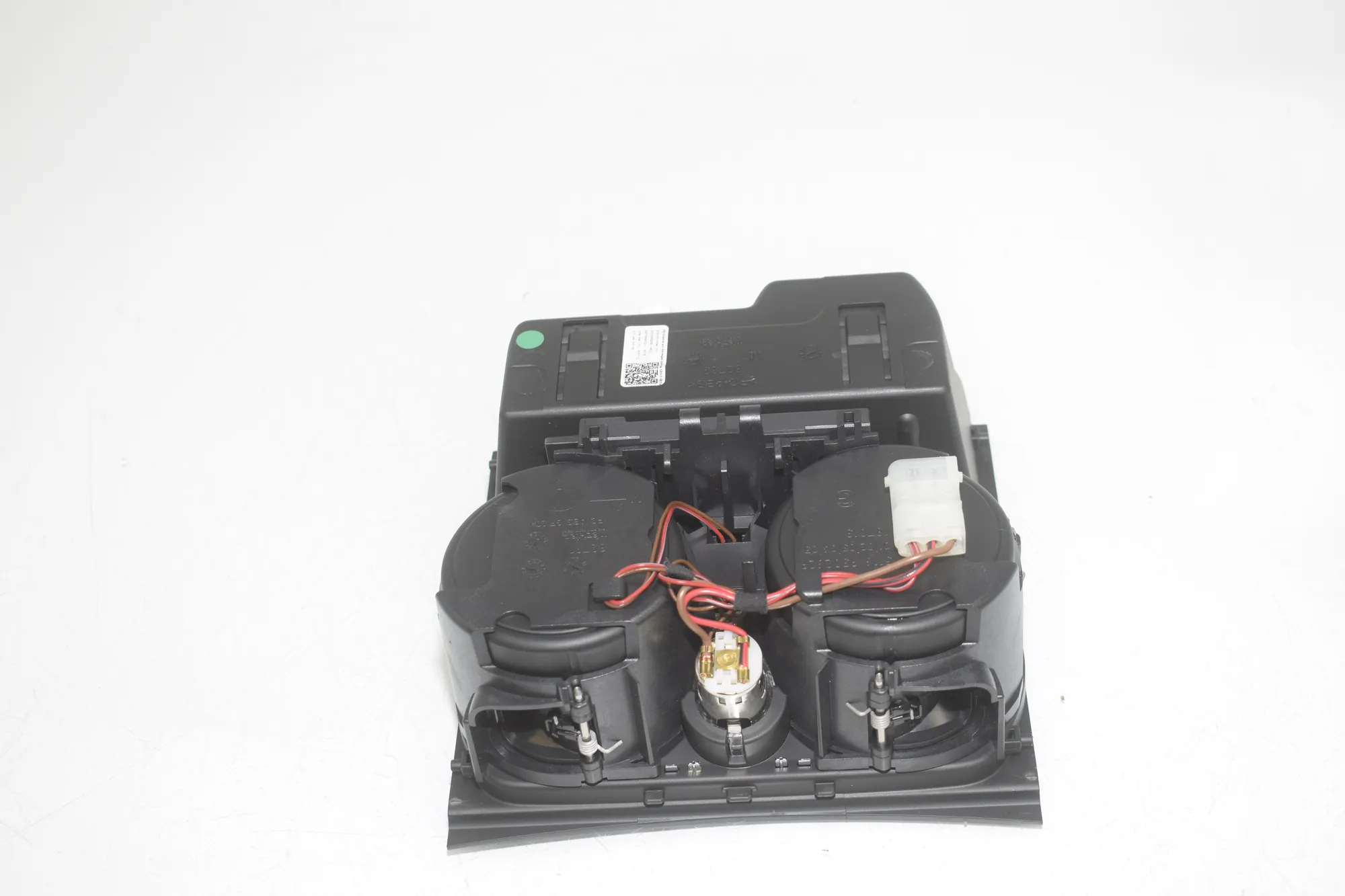 Cup Holder – OEM 9302629 · BMW 7 (G11, G12) 750 d, Ld xDrive 2016 – 3