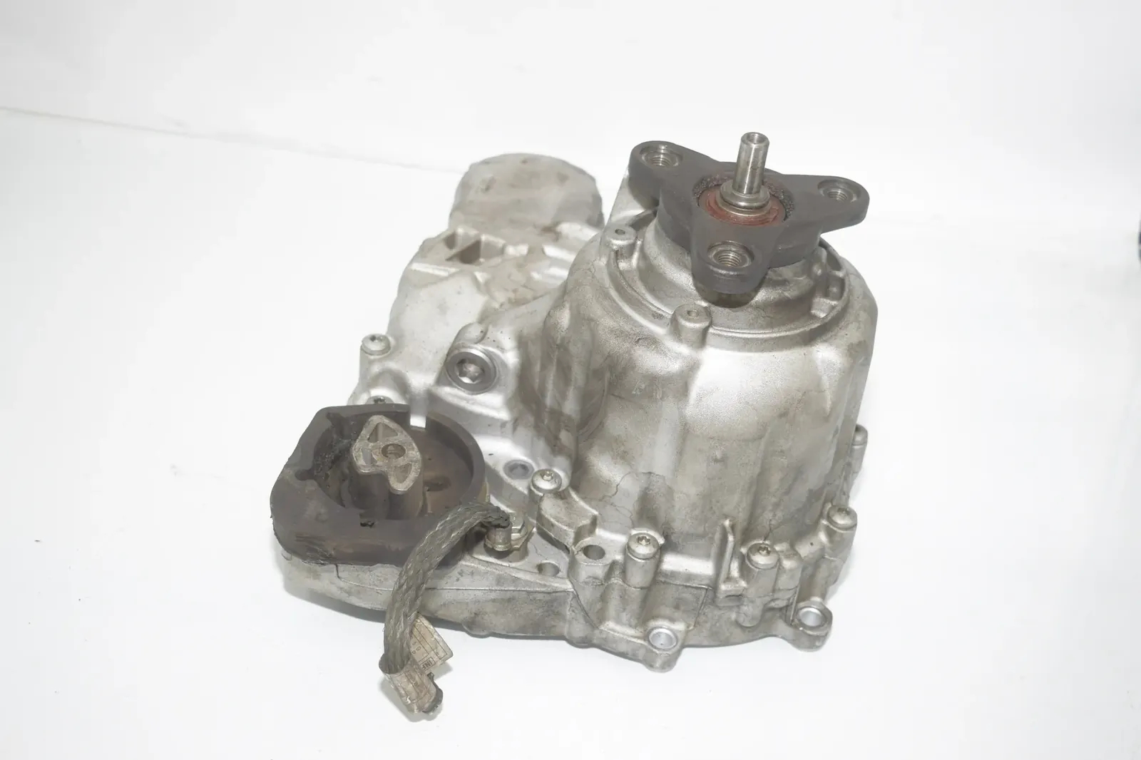 Transfer Box – OEM 8623346 · BMW 7 (F01, F02) BMW 7 (F01, F02) 730 d xDrive 2012