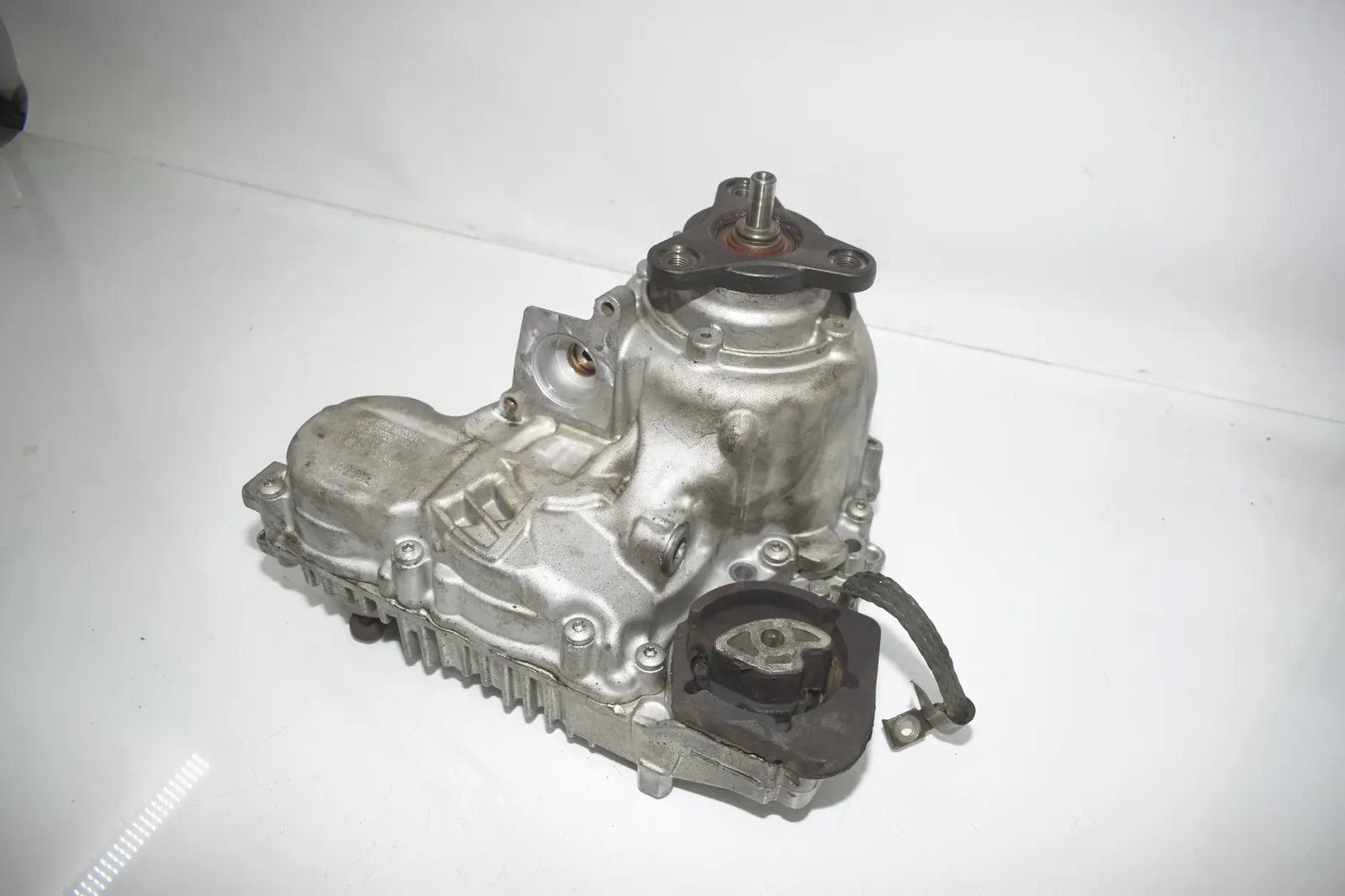 Transfer Box – OEM 8623346 · BMW 7 (F01, F02) BMW 7 (F01, F02) 730 d xDrive 2012 – 3