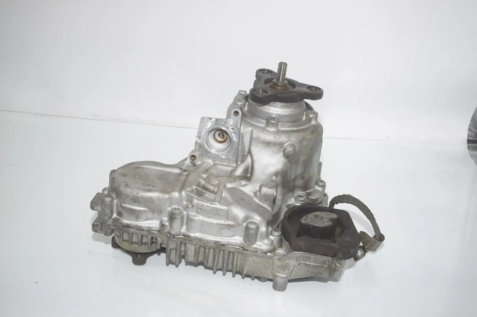 Transfer Box – OEM 8623346 · BMW 7 (F01, F02) BMW 7 (F01, F02) 730 d xDrive 2012 – 2