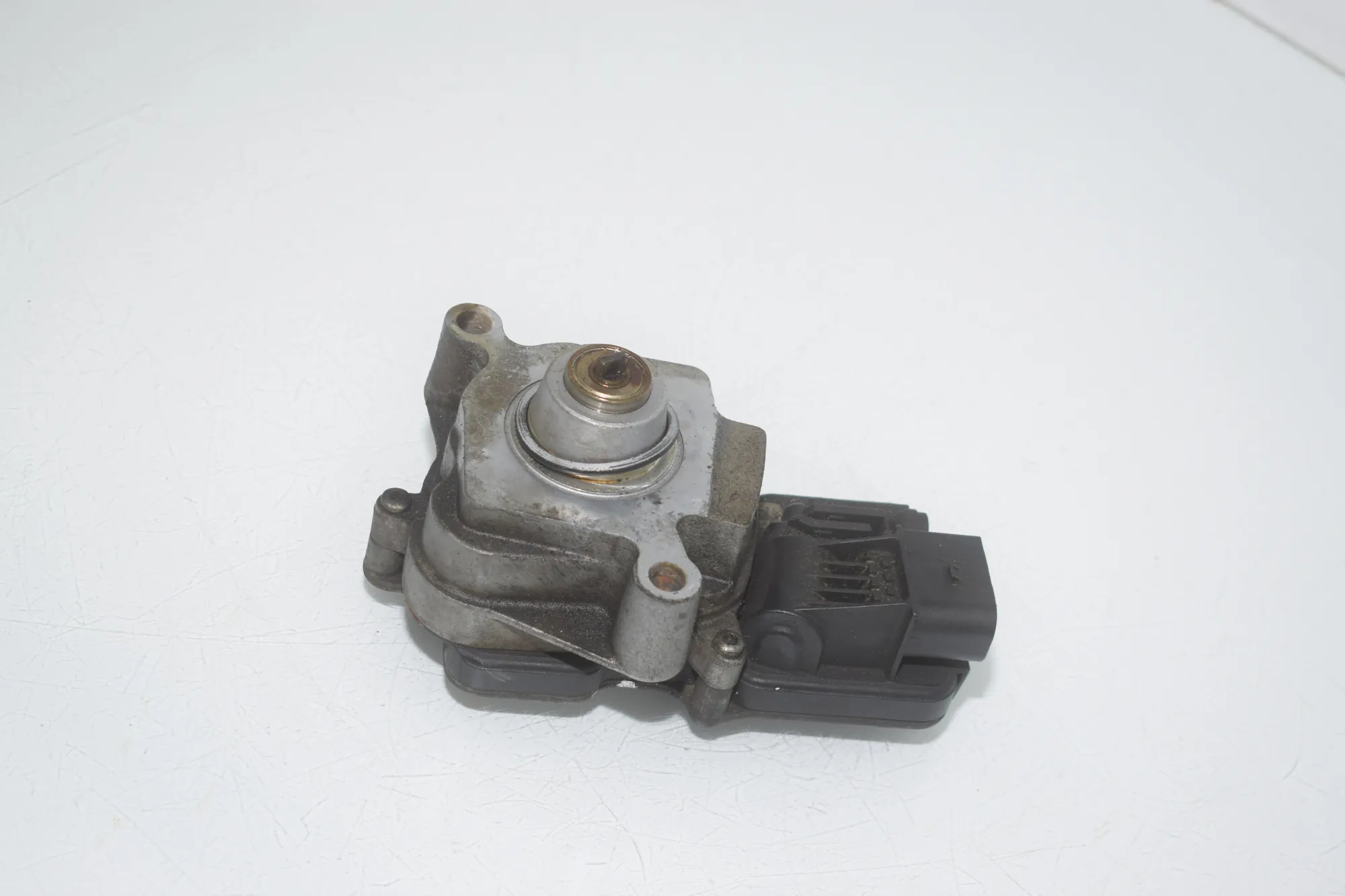 Transfer Case Motor – OEM 7643761 · BMW 7 (F01, F02) BMW 7 (F01, F02) 730 d xDrive 2012 – 3