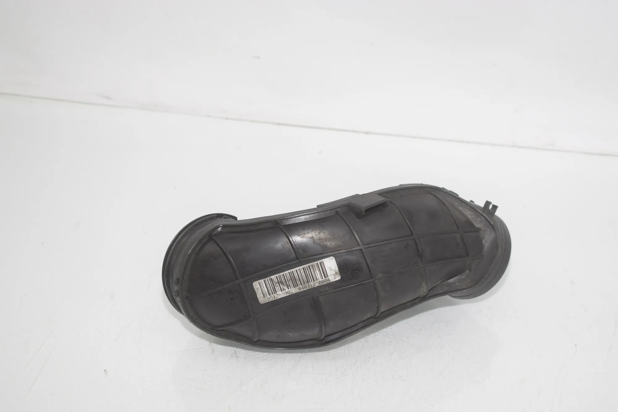 Air Intake Tube – OEM 8513459 · BMW 7 (F01, F02) BMW 7 (F01, F02) 730 d xDrive 2012