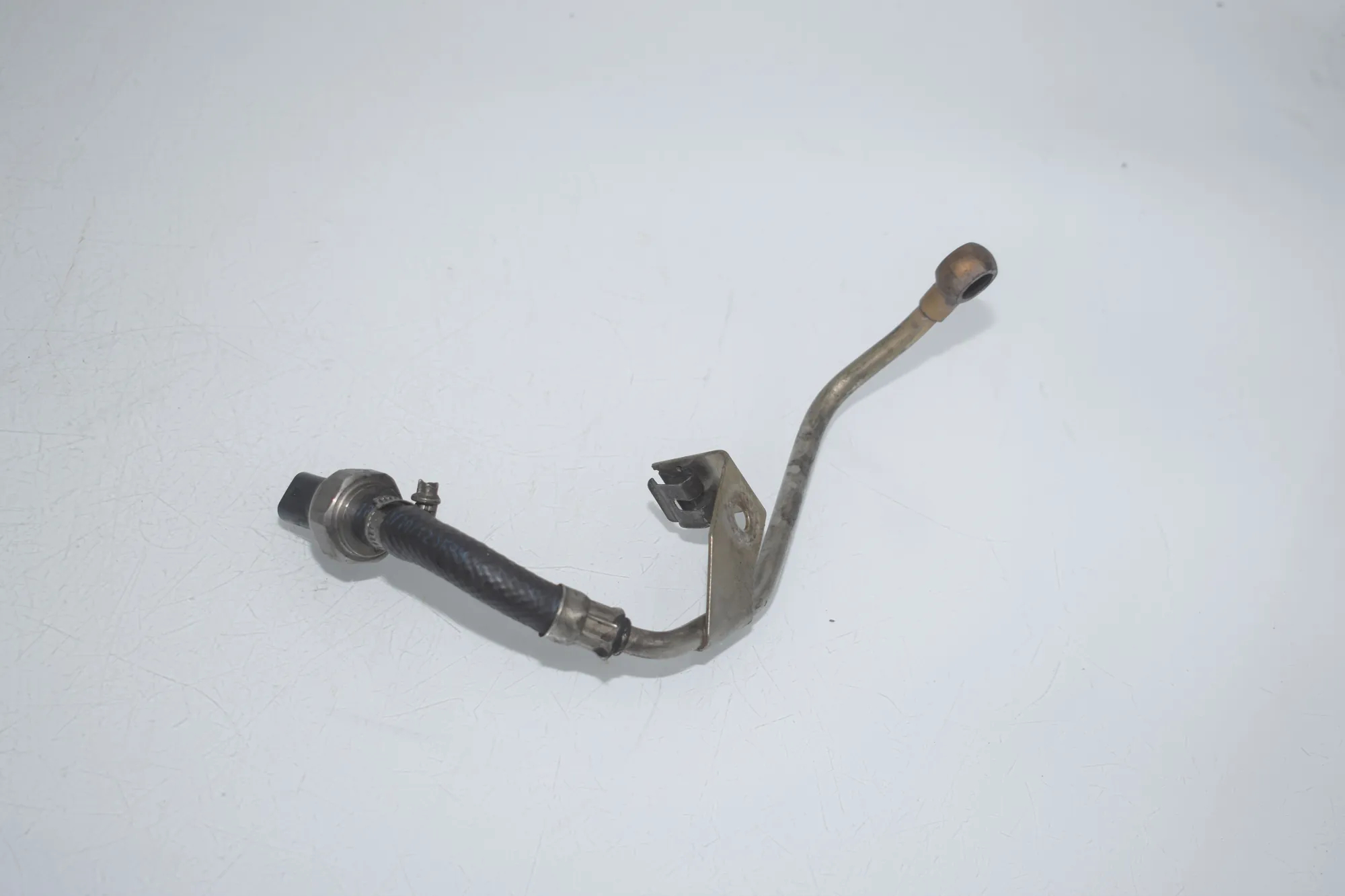 DPF Pressure Sensor – OEM 8507634 · BMW 7 (F01, F02) BMW 7 (F01, F02) 730 d xDrive 2012 – 2