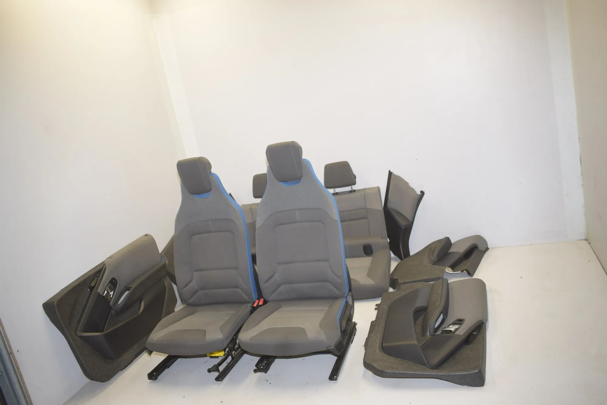 Seat set · BMW i3 (I01) BMW i3 (I01) Electric 2020 – 5