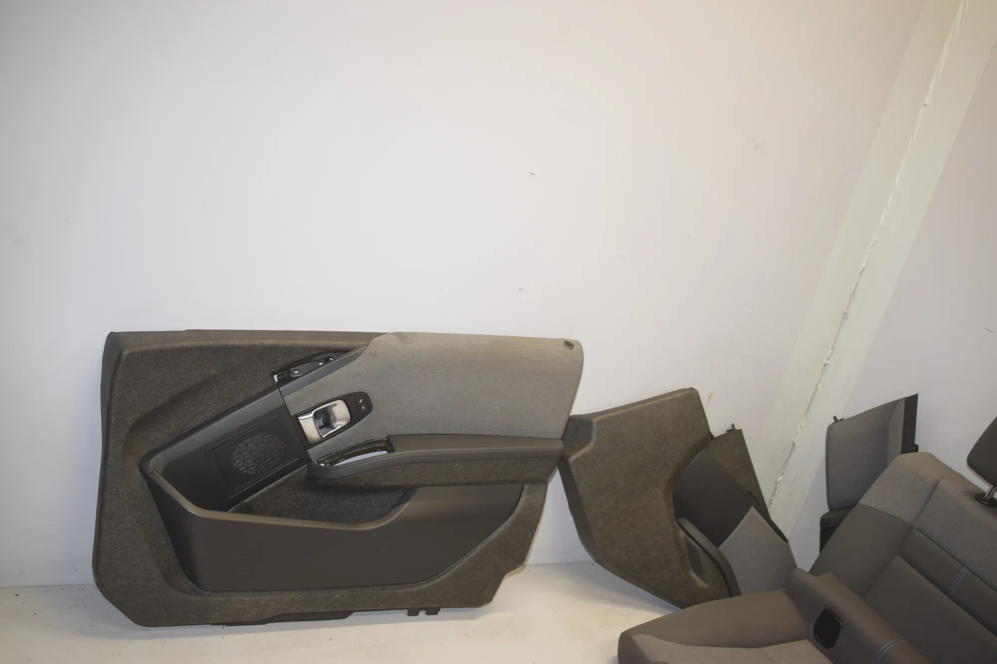 Seat set · BMW i3 (I01) BMW i3 (I01) Electric 2020 – 10