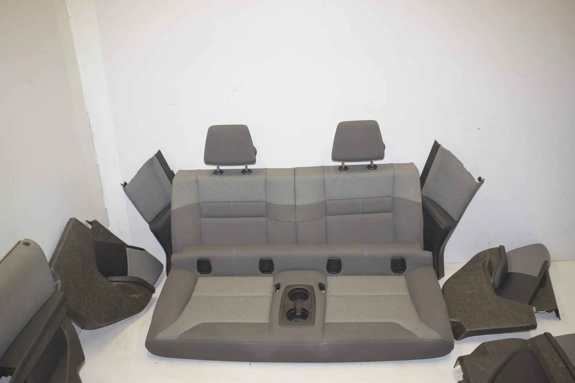 Seat set · BMW i3 (I01) BMW i3 (I01) Electric 2020 – 9