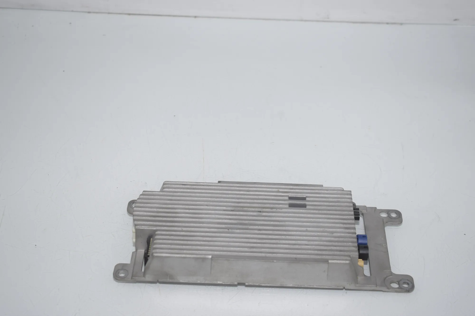 Bluetooth Control Unit – OEM 9251737 · BMW 7 (F01, F02) BMW 7 (F01, F02) 750 i 2010
