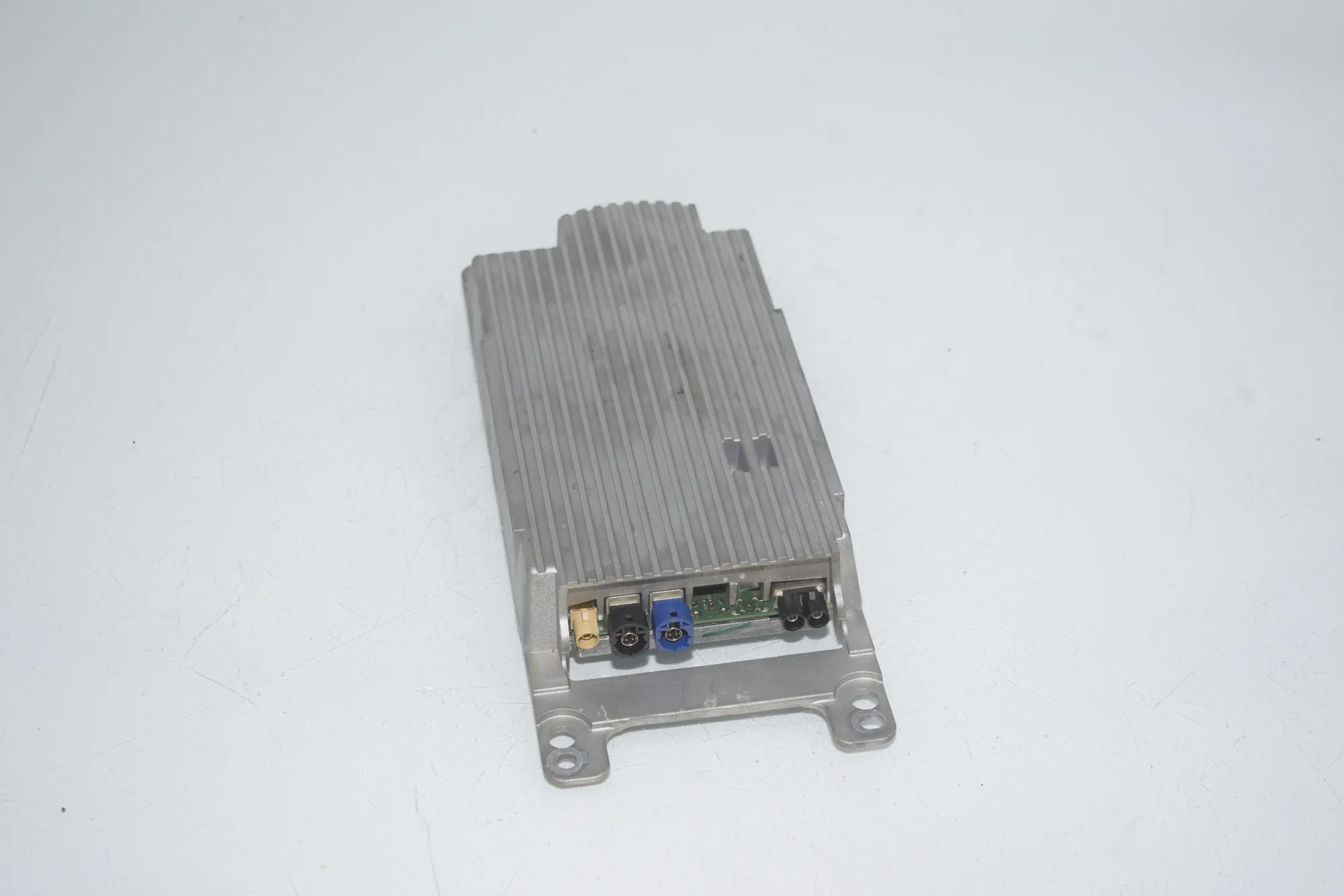 Bluetooth Control Unit – OEM 9251737 · BMW 7 (F01, F02) BMW 7 (F01, F02) 750 i 2010 – 3