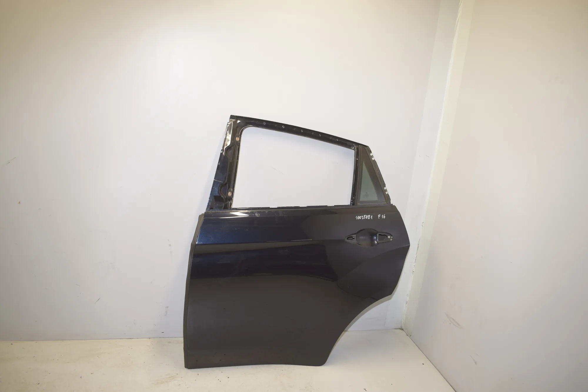 Rear Left Door · BMW X6 (F16, F86) BMW X6 (F16, F86) M 2015