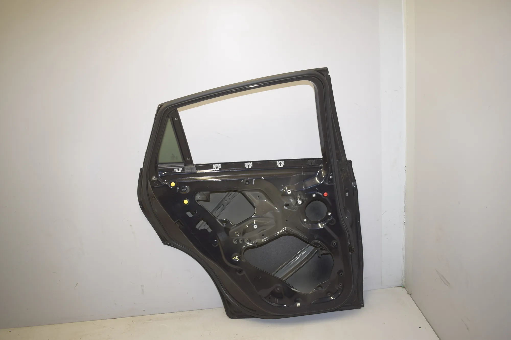 Rear Left Door · BMW X6 (F16, F86) BMW X6 (F16, F86) M 2015 – 4