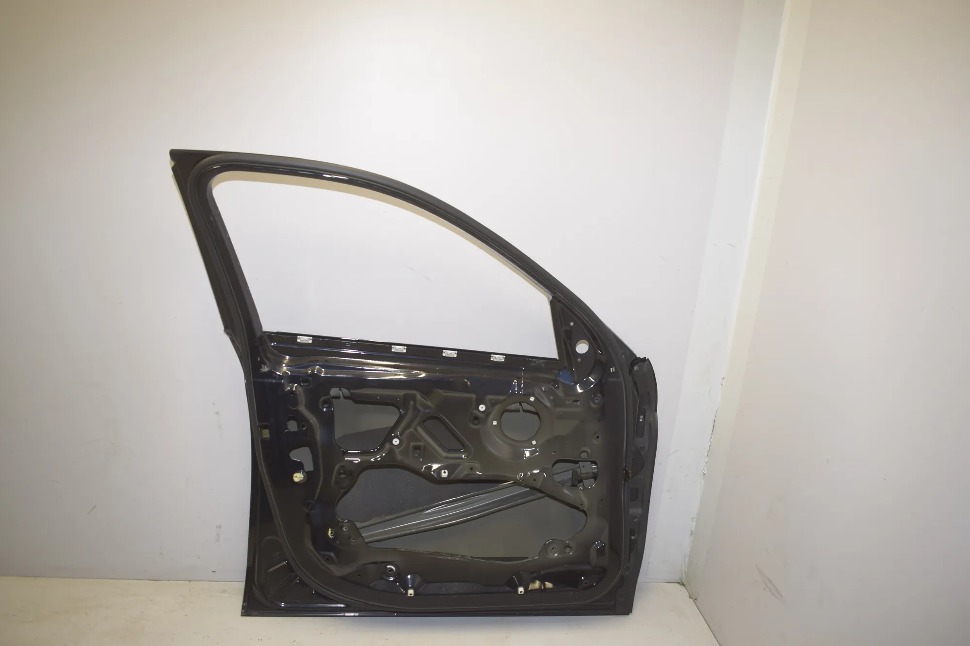 Front Left Door · BMW X6 (F16, F86) BMW X6 (F16, F86) M 2015 – 4