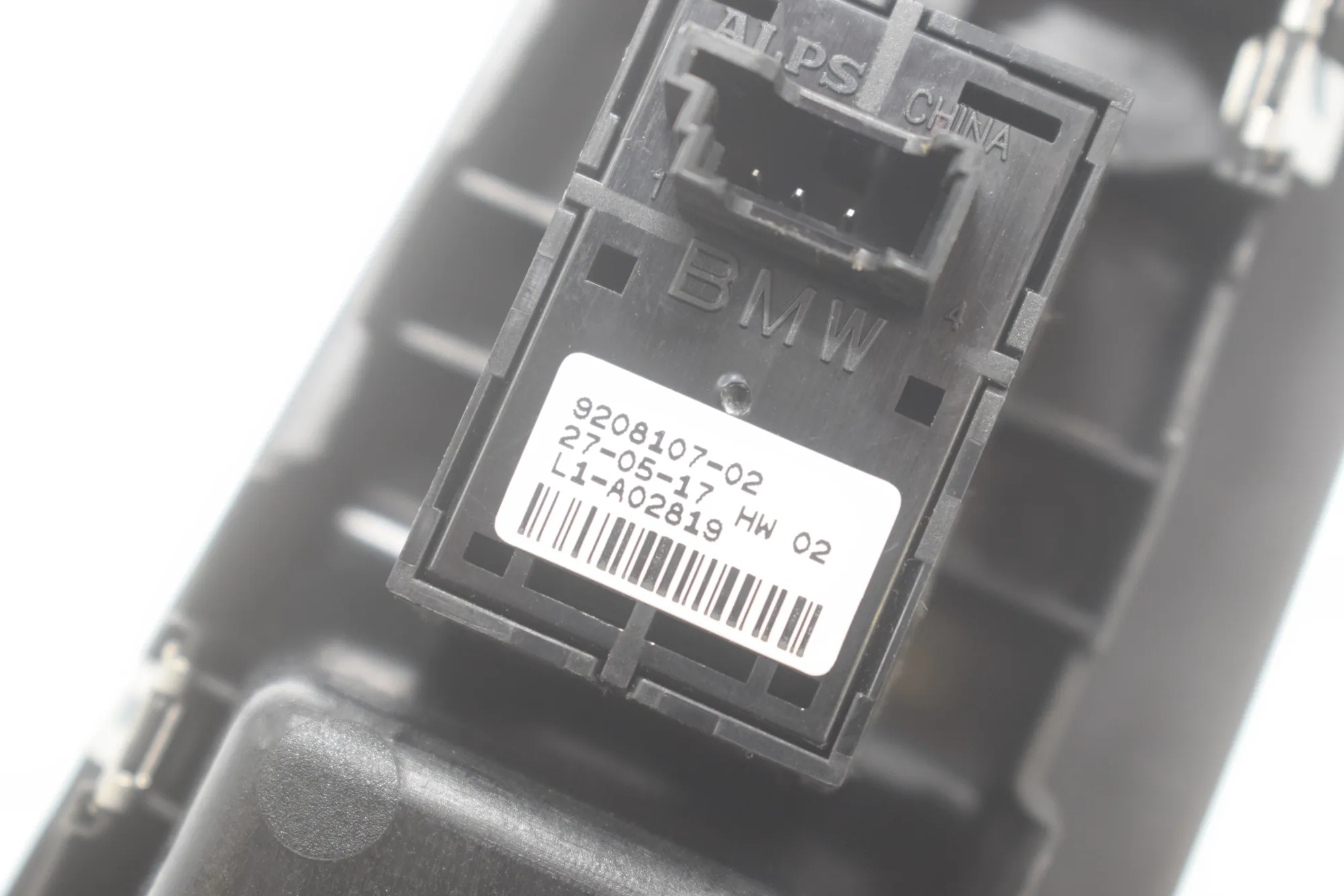 Switches – OEM 9208107 · BMW 2 Active Tourer (F45) BMW 2 Active Tourer (F45) 216 i 2017 – 5