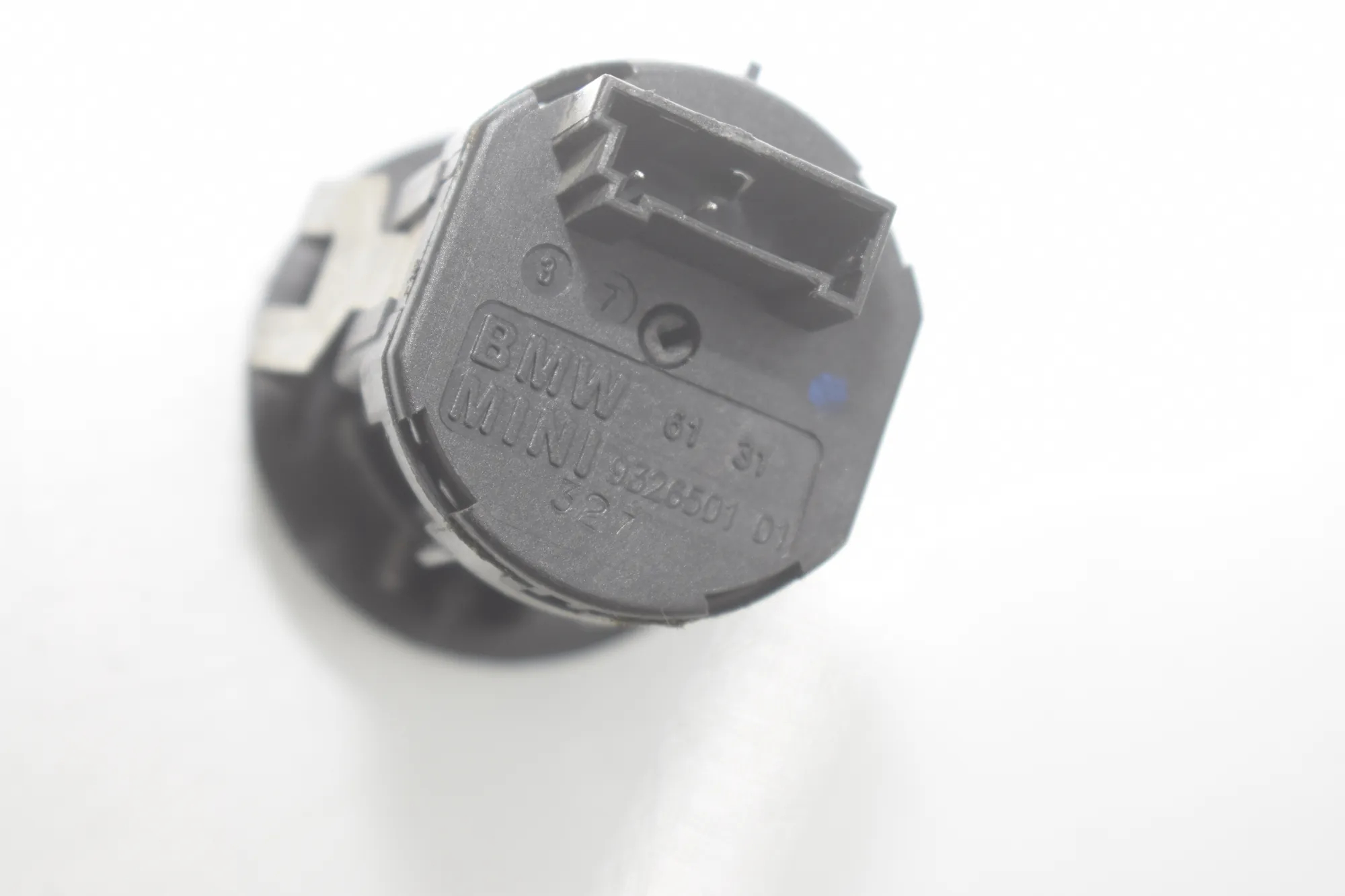 Switches – OEM 9208107 · BMW 2 Active Tourer (F45) BMW 2 Active Tourer (F45) 216 i 2017 – 10