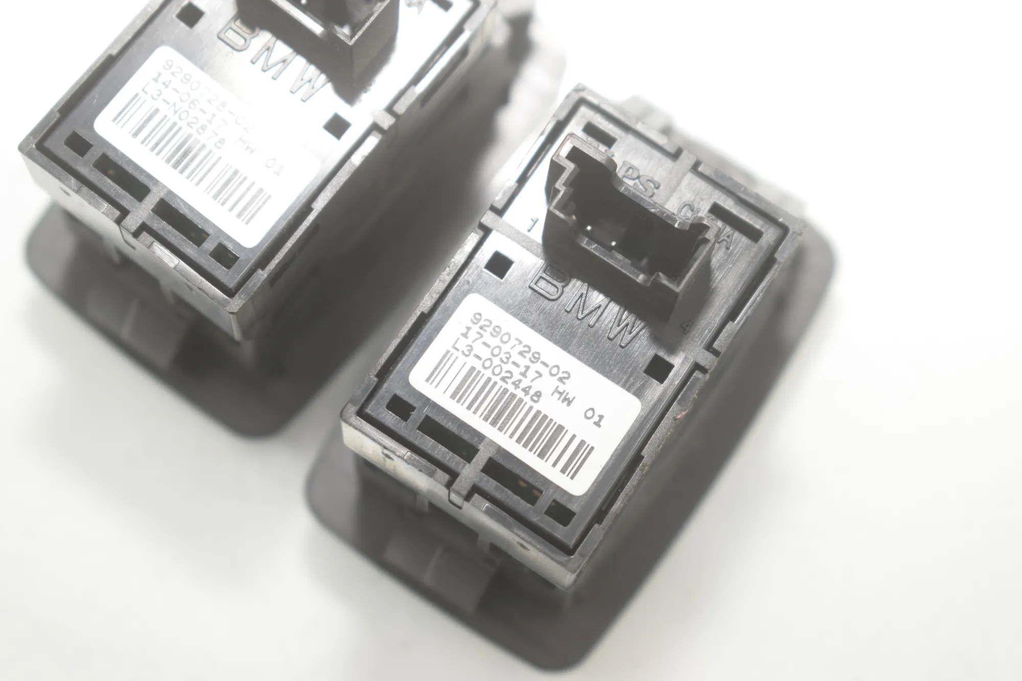 Switches – OEM 9208107 · BMW 2 Active Tourer (F45) BMW 2 Active Tourer (F45) 216 i 2017 – 9