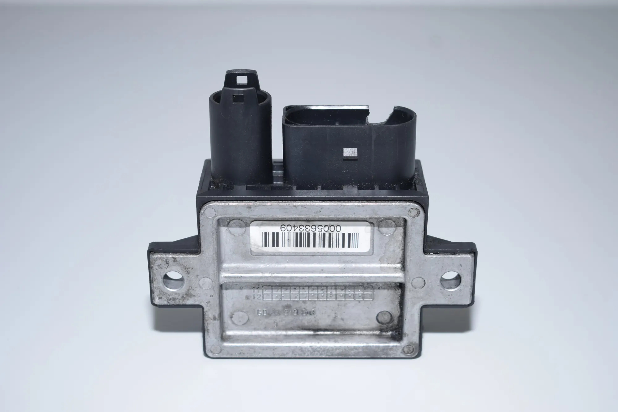 Spark Glow Plug – OEM 7798000 · BMW 5 Touring (E61) BMW 5 Touring (E61) 520 d 2007 – 3