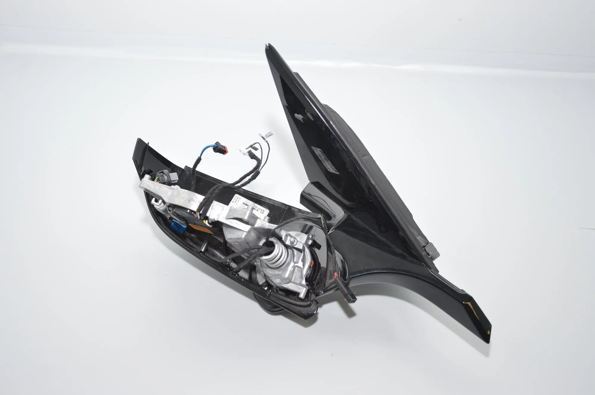 Left Side Wing Mirror – OEM NA · BMW 7 (G11, G12) BMW 7 (G11, G12) M 760 Li xDrive 2017 – 3