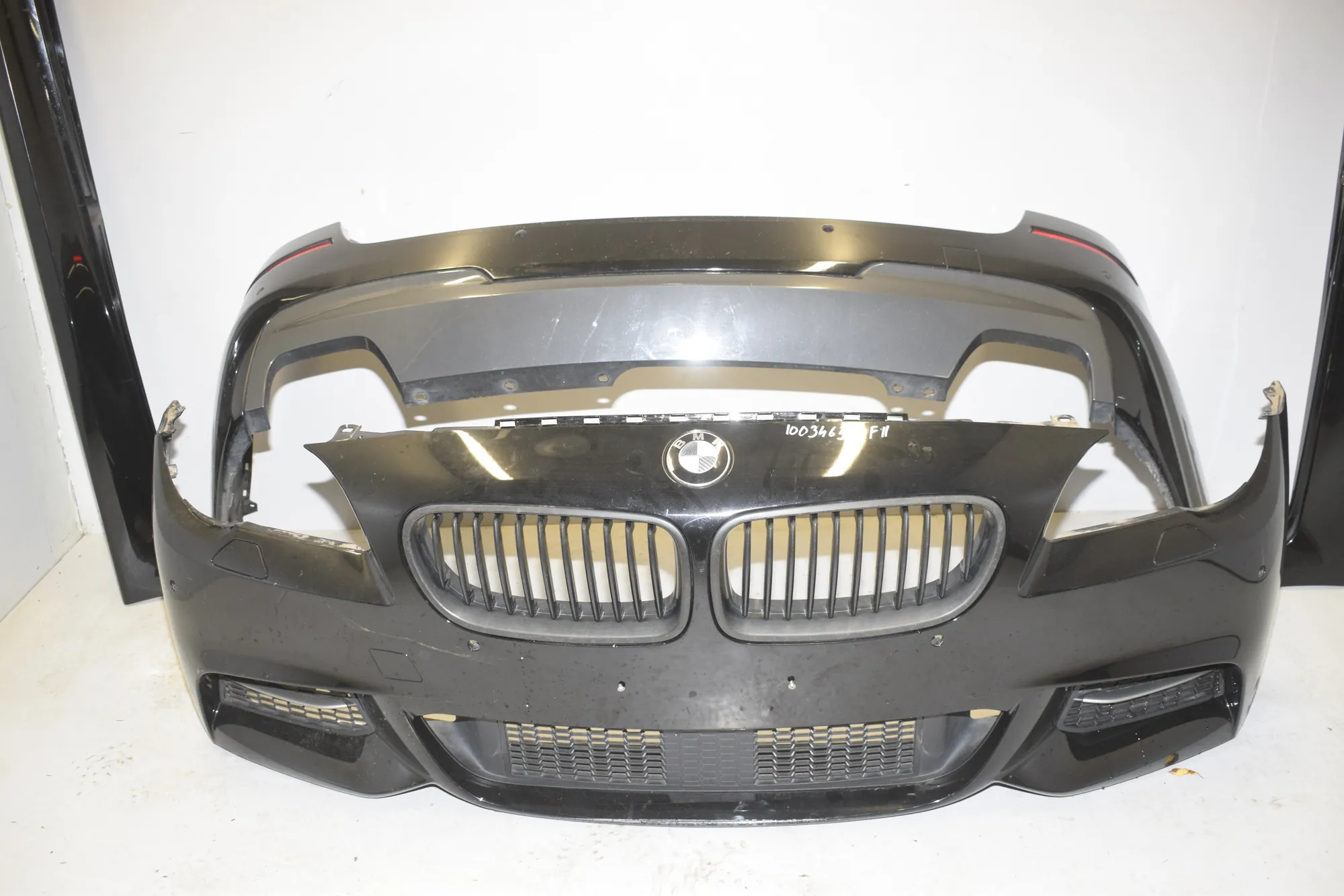 Front Bumper – OEM 8054420 · BMW 5 Touring (F11) BMW 5 Touring (F11) M 550 d xDrive 2015 – 6