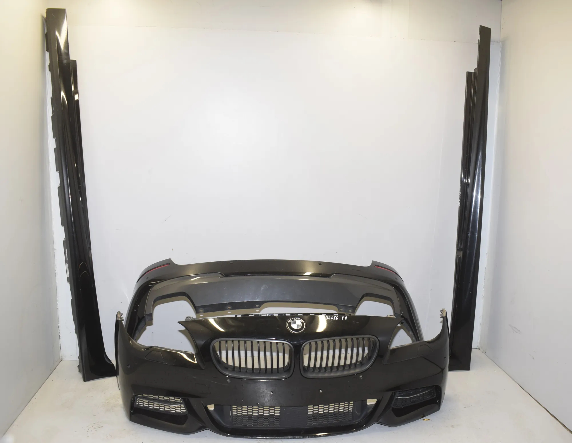 Front Bumper – OEM 8054420 · BMW 5 Touring (F11) BMW 5 Touring (F11) M 550 d xDrive 2015 – 3