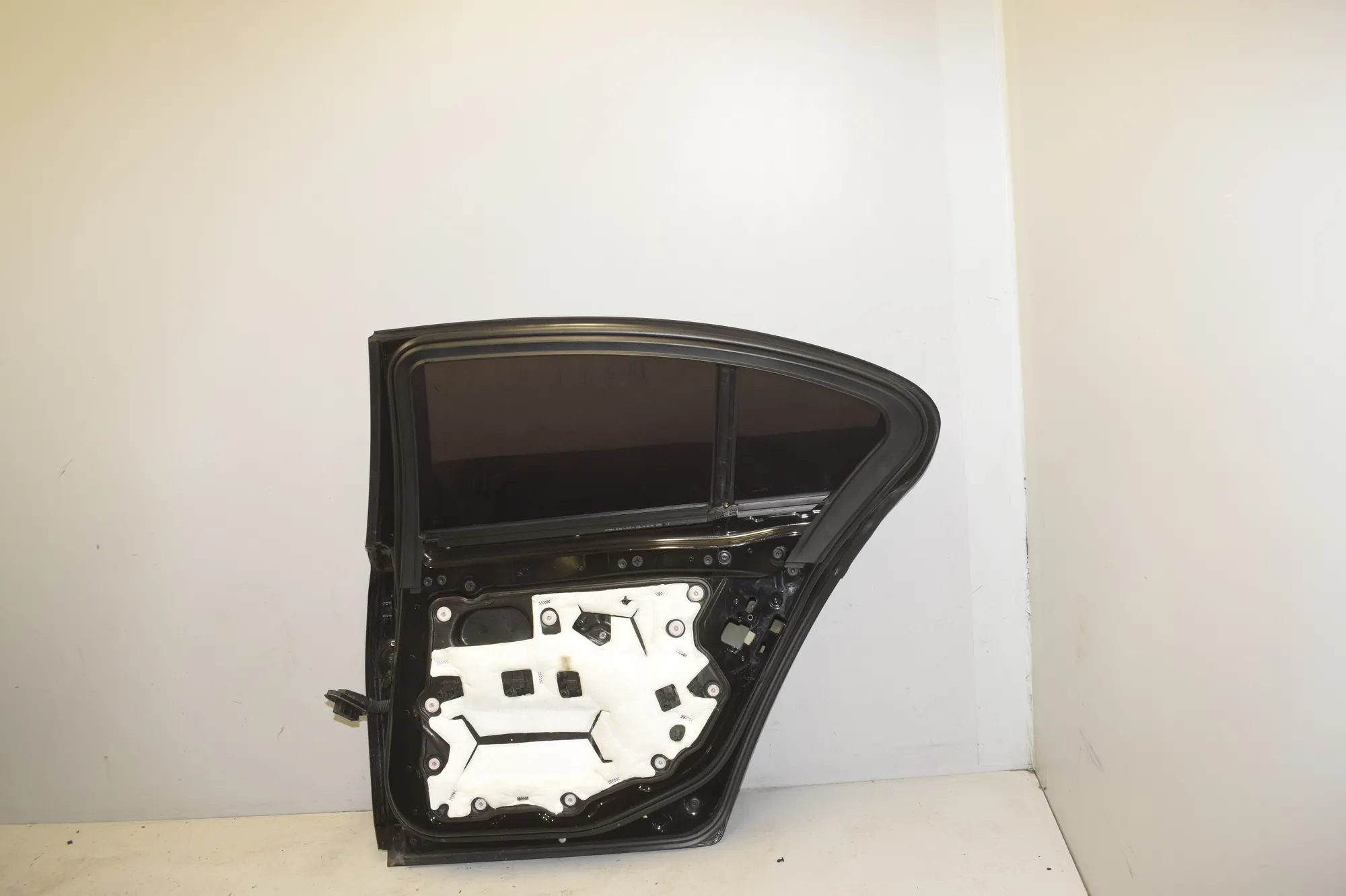 Rear Right Door · BMW 7 (F01, F02) BMW 7 (F01, F02) 730 d xDrive 2012 – 5