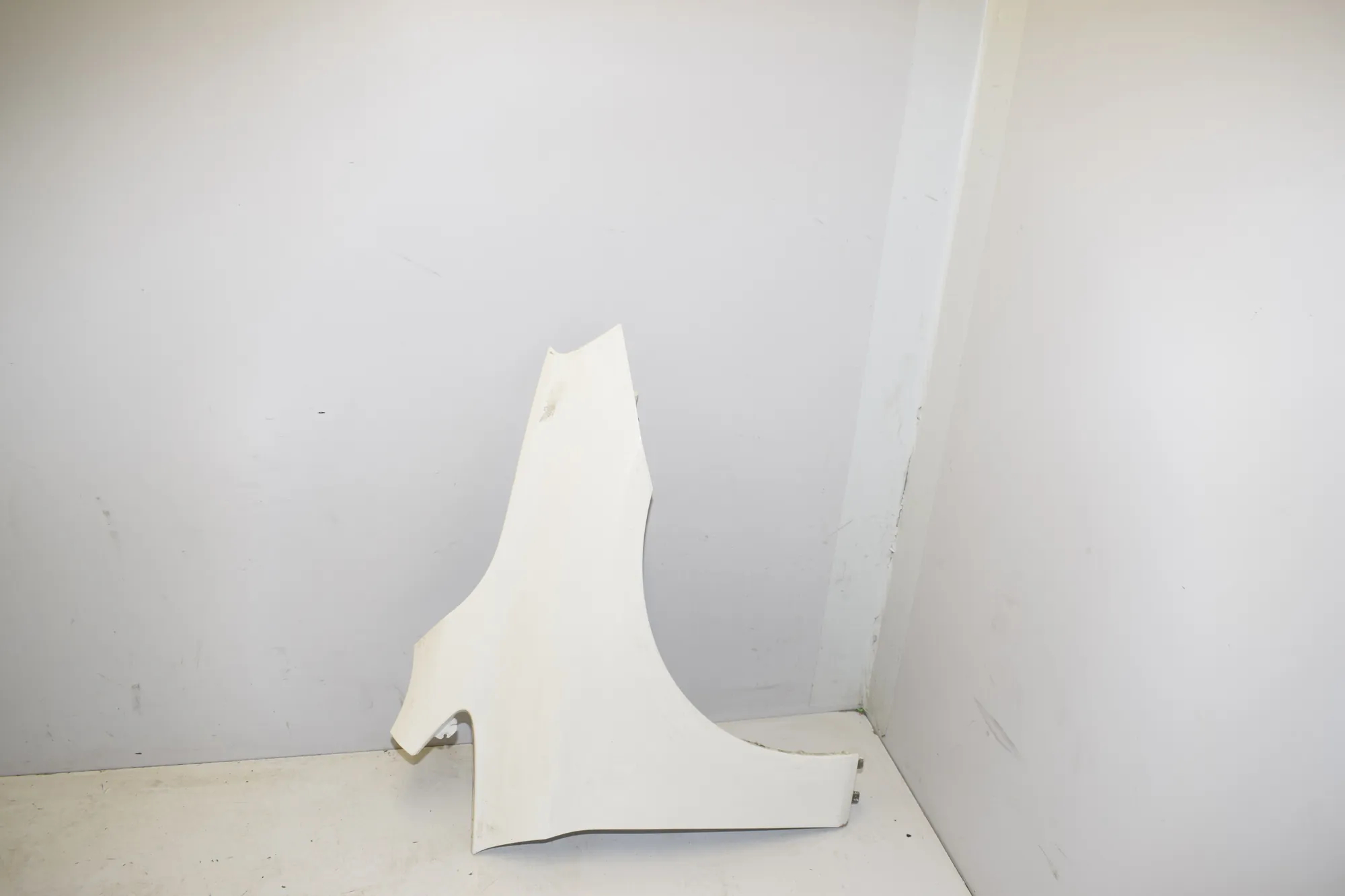 Front Right Fender · BMW 2 Gran Tourer (F46) BMW 2 Gran Tourer (F46) 220 d xDrive 2018