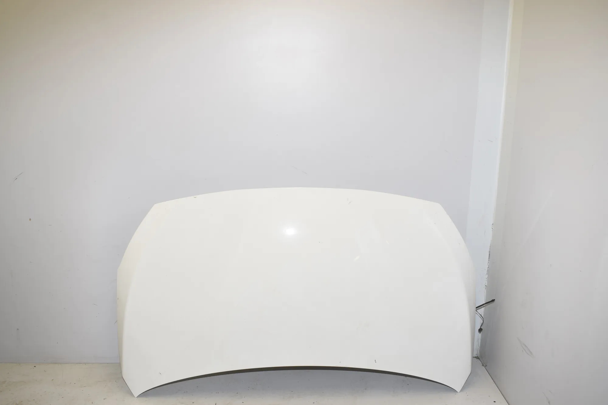 Bonnet Hood · BMW 2 Gran Tourer (F46) BMW 2 Gran Tourer (F46) 220 d xDrive 2018