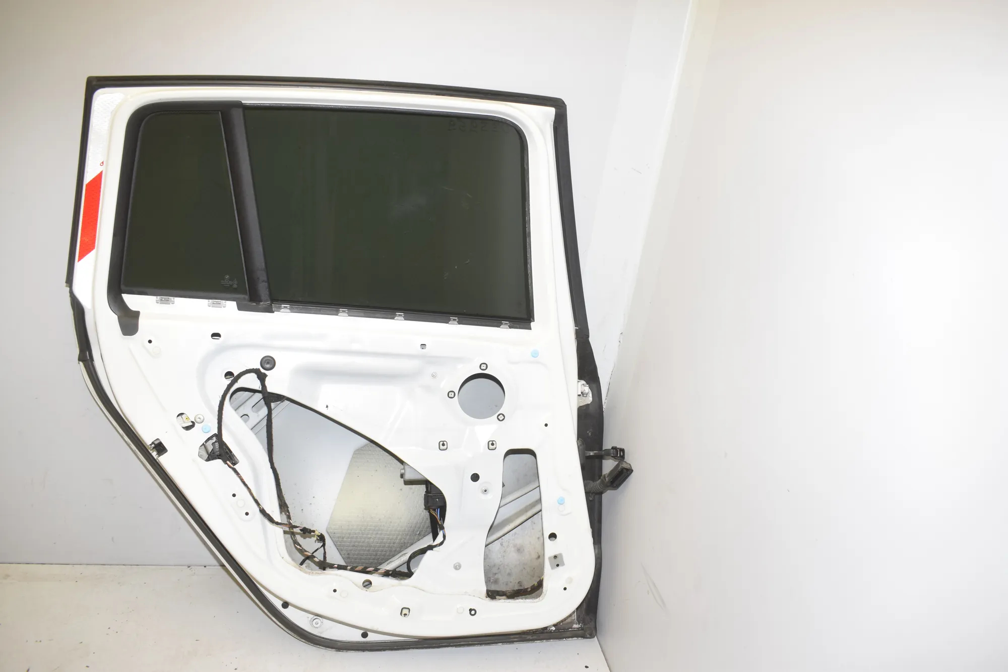Rear Left Door · BMW 2 Gran Tourer (F46) BMW 2 Gran Tourer (F46) 220 d xDrive 2018 – 7
