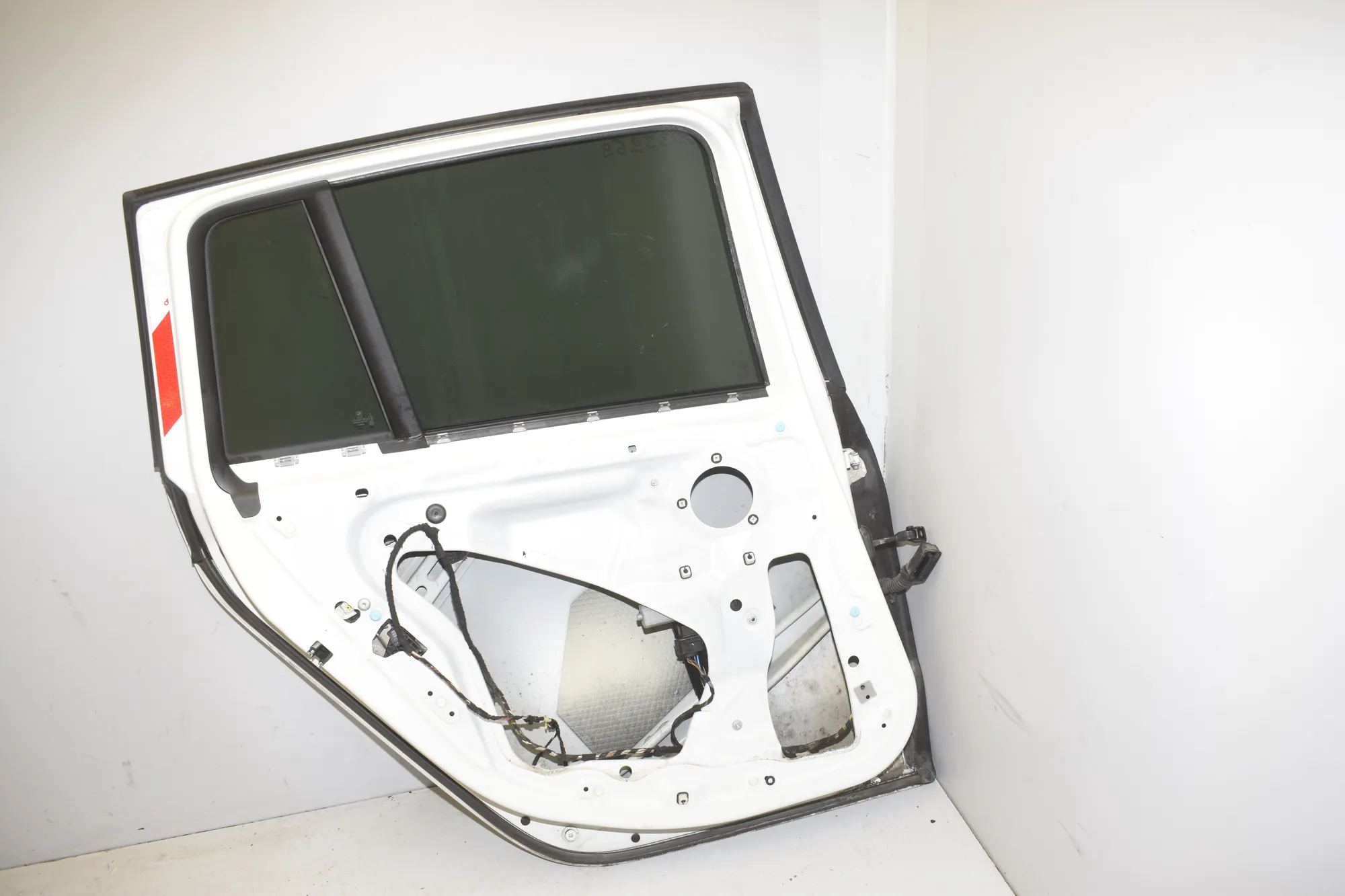Rear Left Door · BMW 2 Gran Tourer (F46) BMW 2 Gran Tourer (F46) 220 d xDrive 2018 – 6