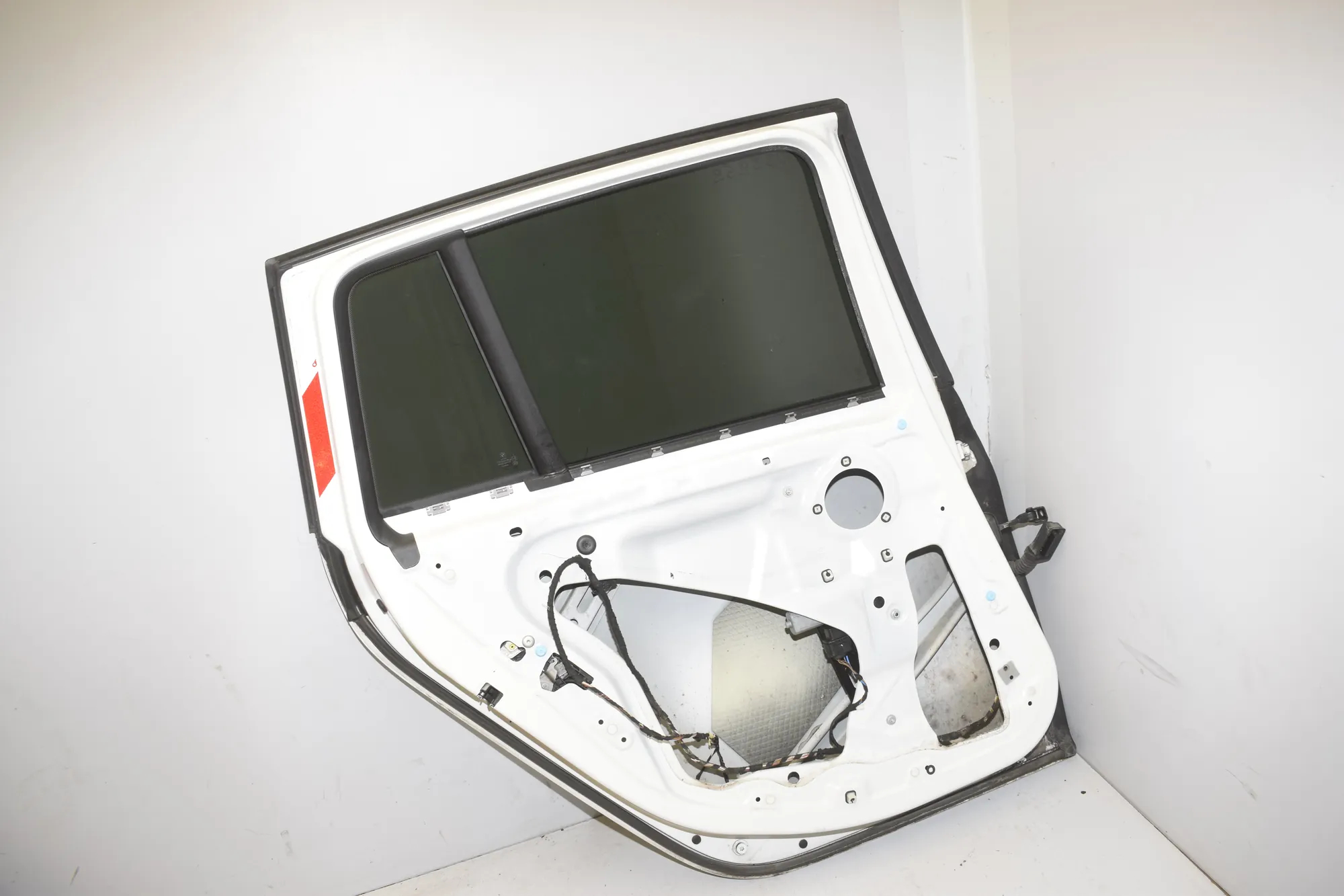 Rear Left Door · BMW 2 Gran Tourer (F46) BMW 2 Gran Tourer (F46) 220 d xDrive 2018 – 5