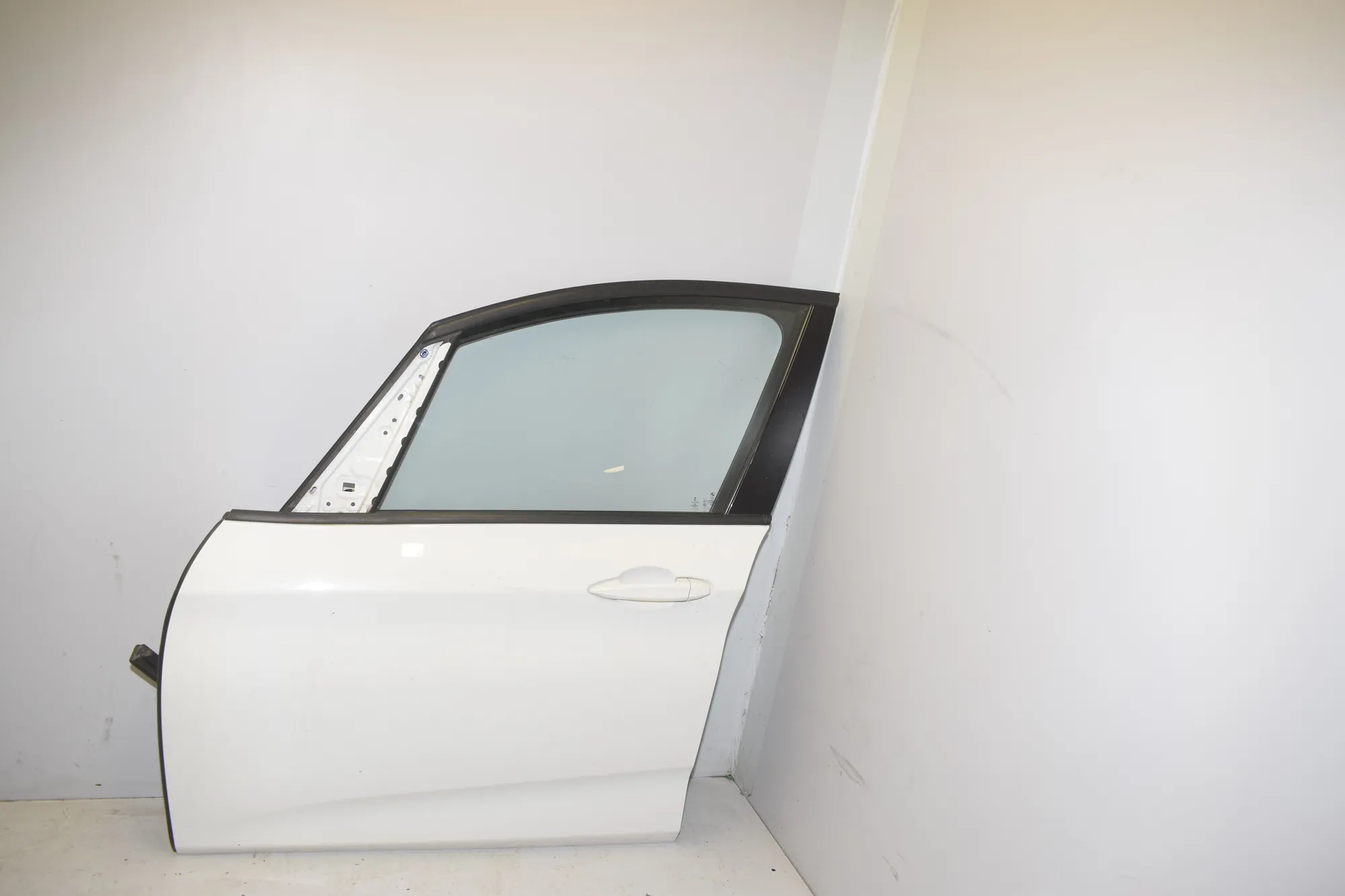 Front Left Door · BMW 2 Gran Tourer (F46) BMW 2 Gran Tourer (F46) 220 d xDrive 2018 – 3