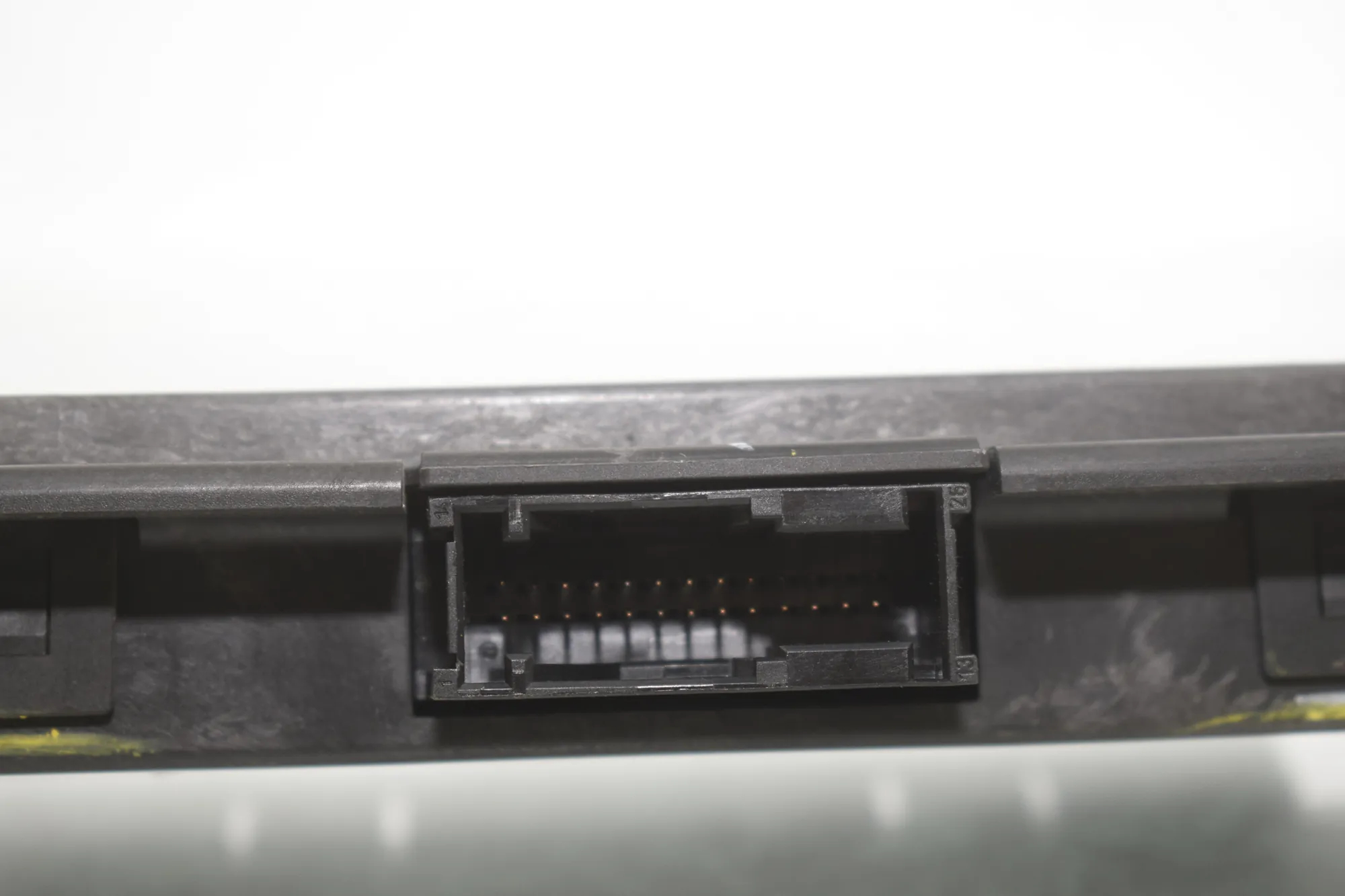 Headlight Control Unit – OEM 9242523 · BMW X5 (E70) BMW X5 (E70) xDrive 40 d 2011 – 4