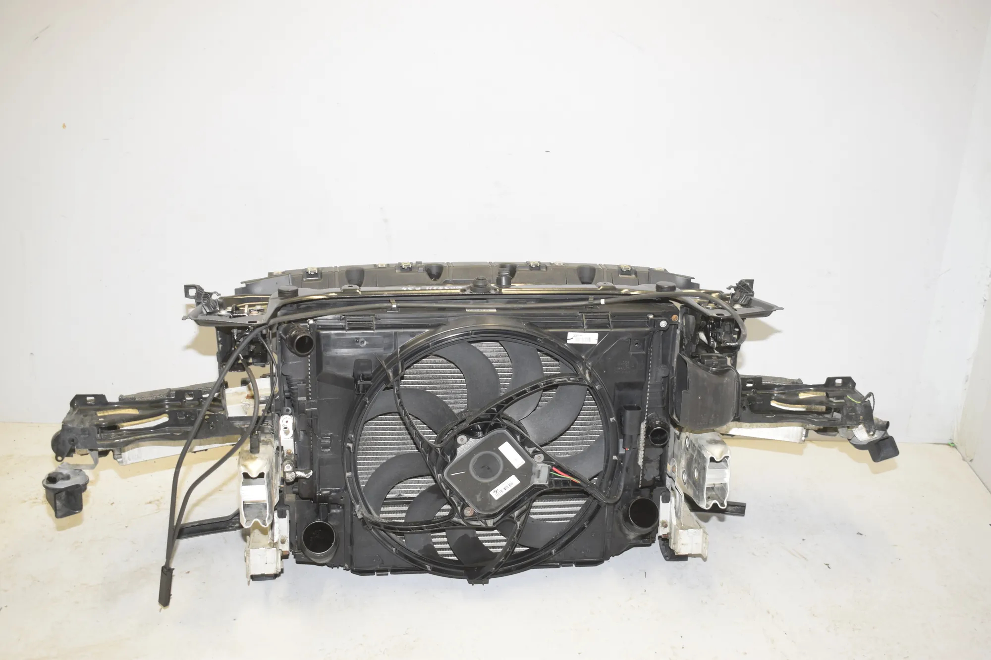 Slam Panel Frame Kit – OEM 17117600543 · BMW 3 Gran Turismo (F34) BMW 3 Gran Turismo (F34) 320 d 2014 – 9