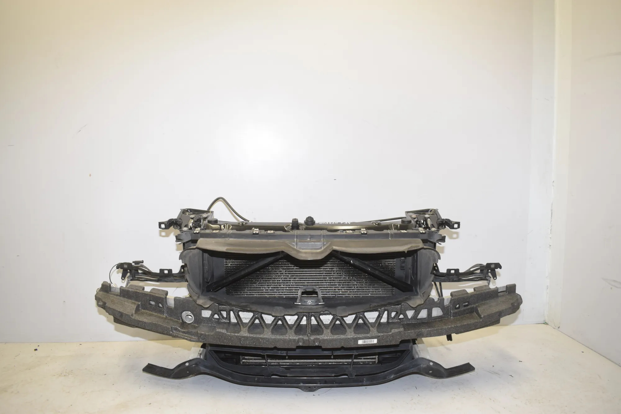 Slam Panel Frame Kit – OEM 17117600543 · BMW 3 Gran Turismo (F34) BMW 3 Gran Turismo (F34) 320 d 2014 – 2