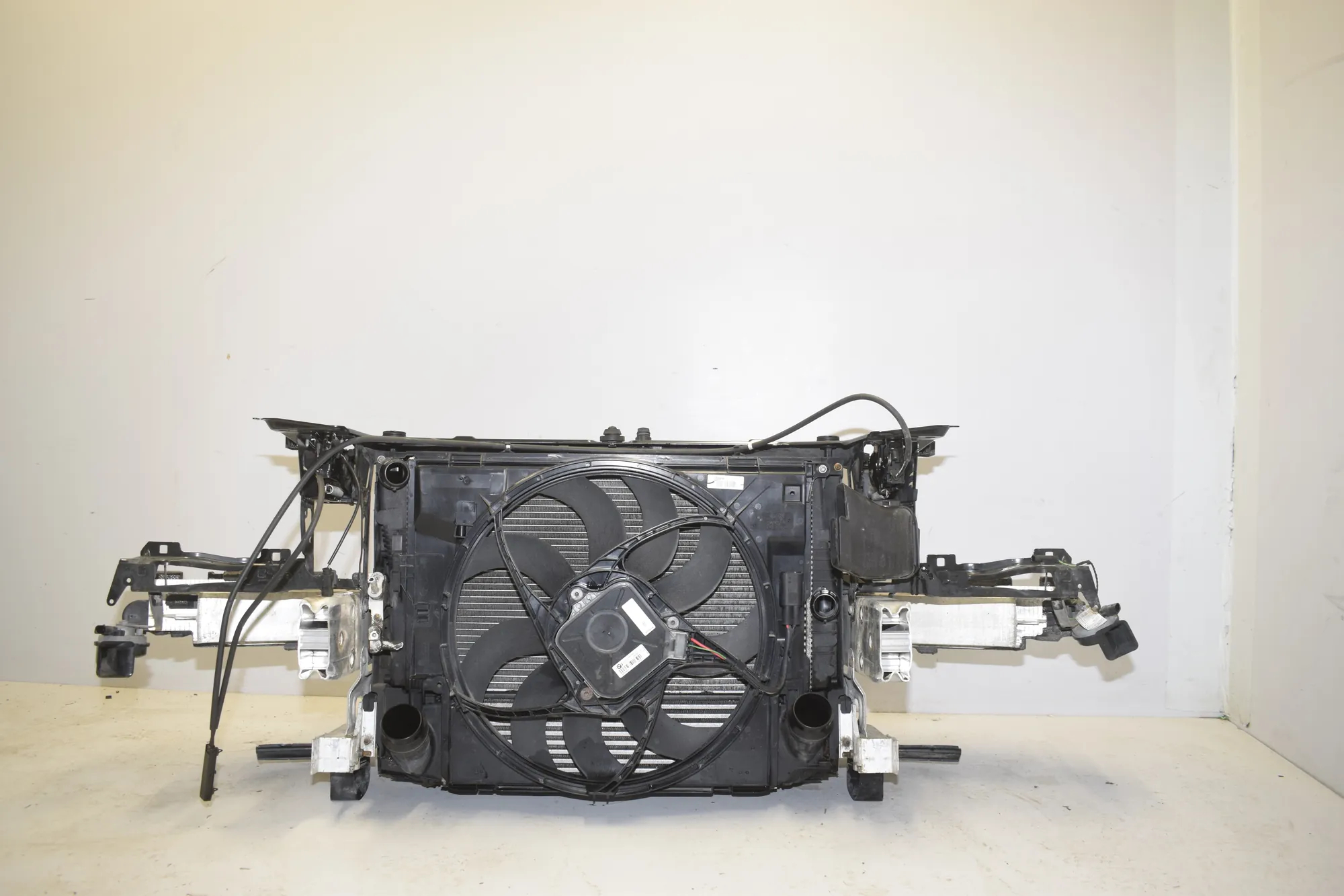 Slam Panel Frame Kit – OEM 17117600543 · BMW 3 Gran Turismo (F34) BMW 3 Gran Turismo (F34) 320 d 2014 – 10