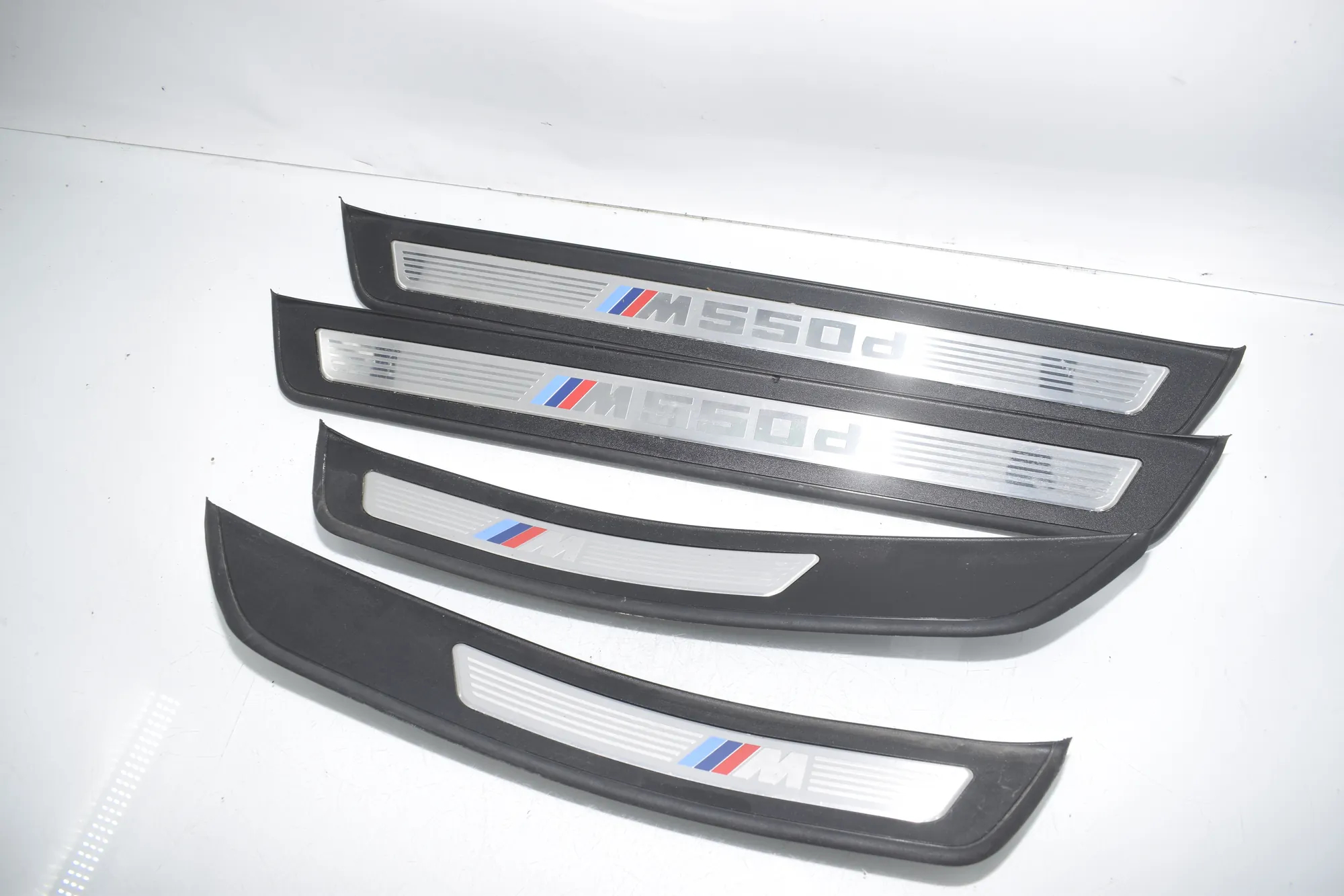 Door Sill Trim Kit – OEM 8050052 · BMW 5 Touring (F11) BMW 5 Touring (F11) M 550 d xDrive 2015